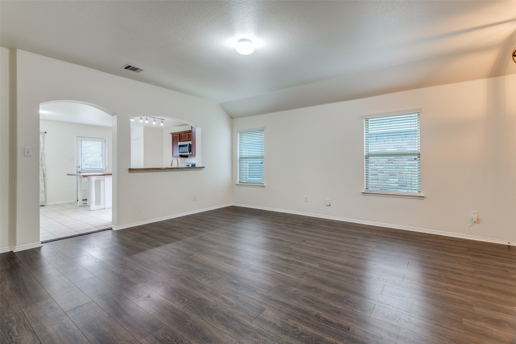 1280 Ophelia Road