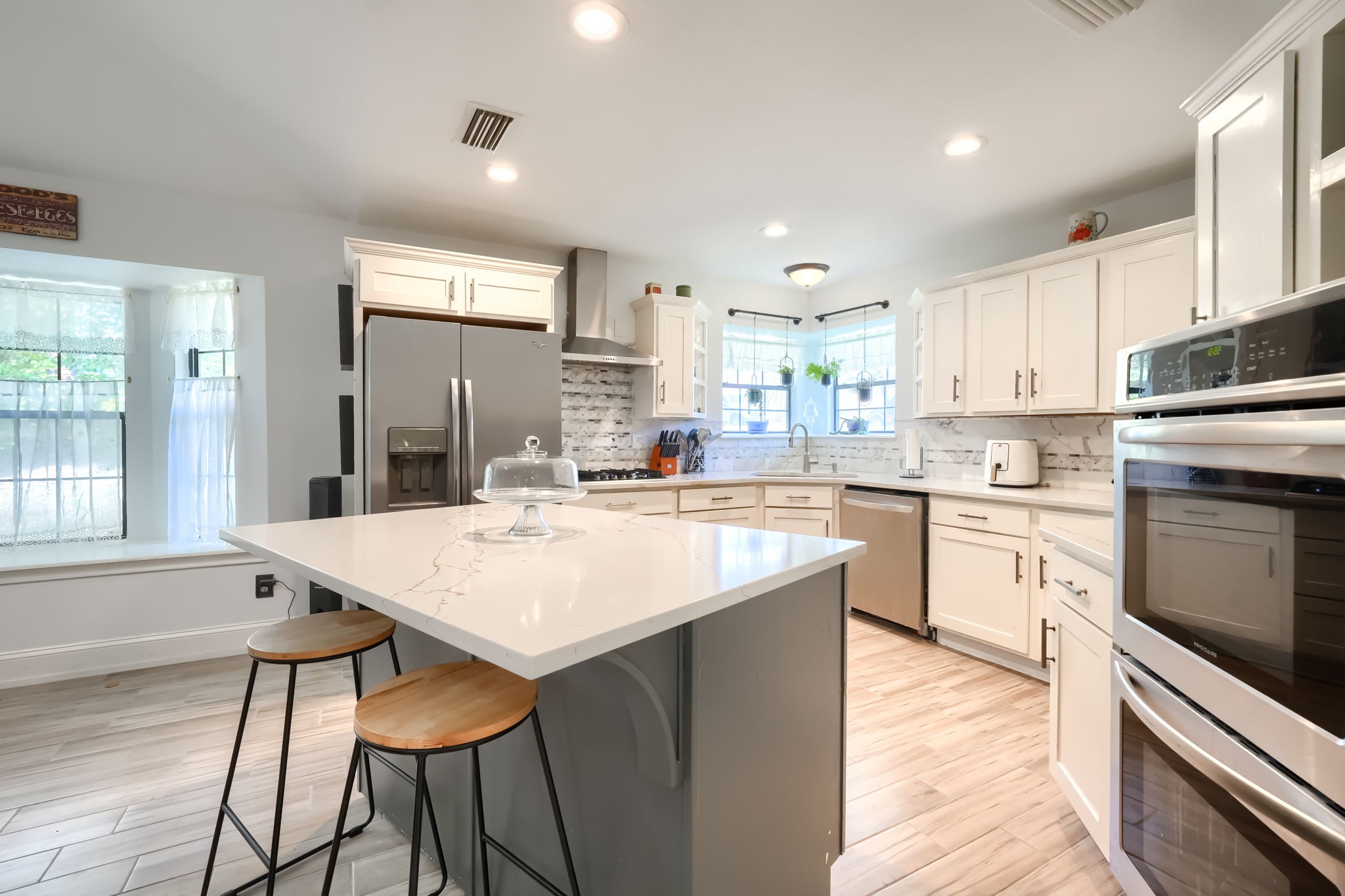 115 Teakwood Drive