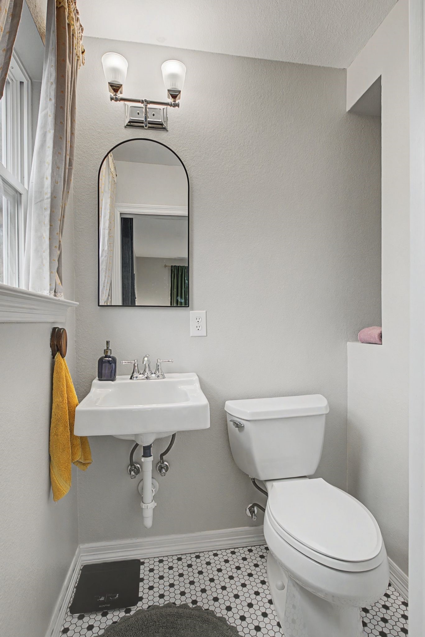 623 Nottingham Drive