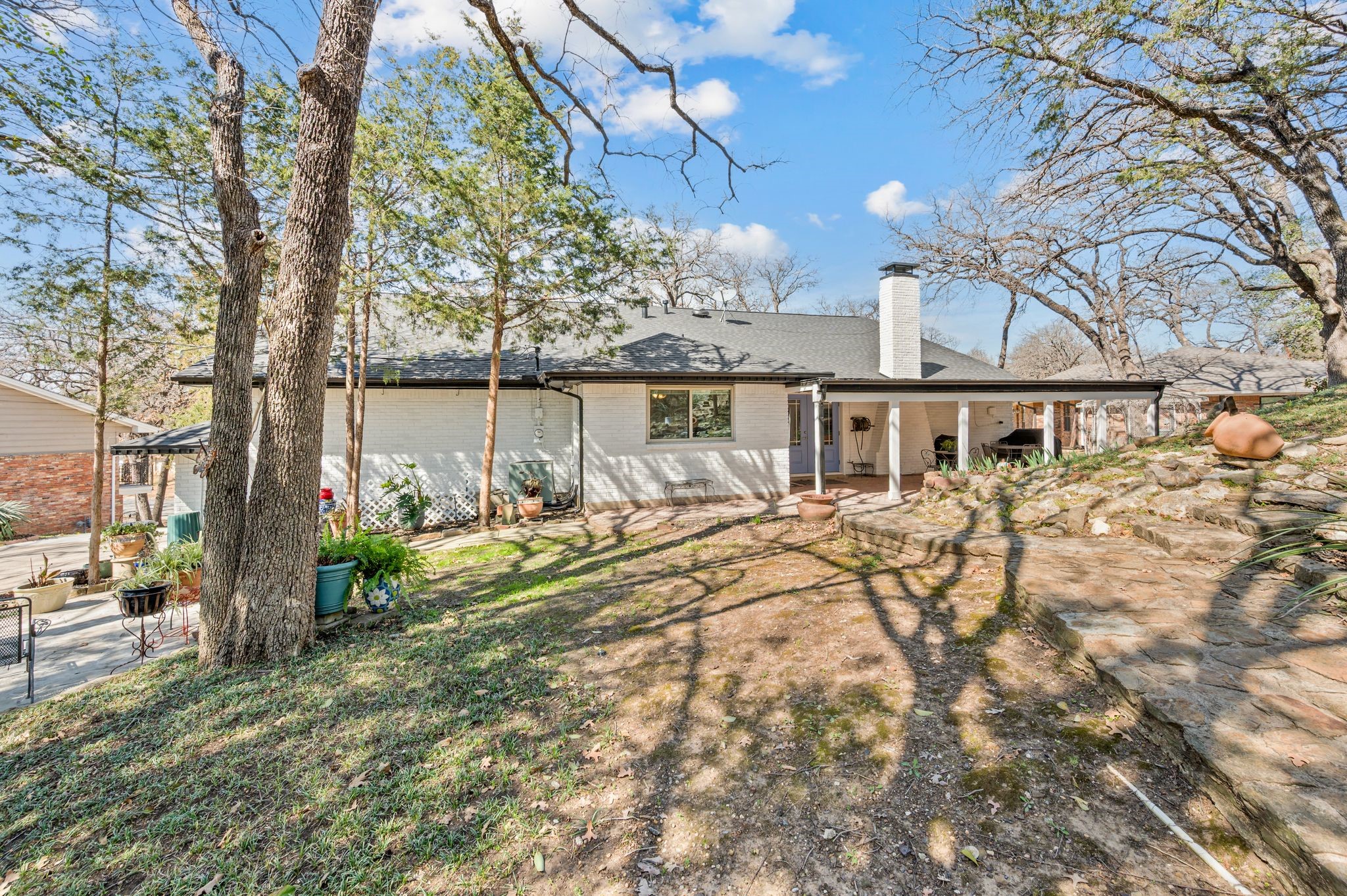 3905 Shady Creek Drive