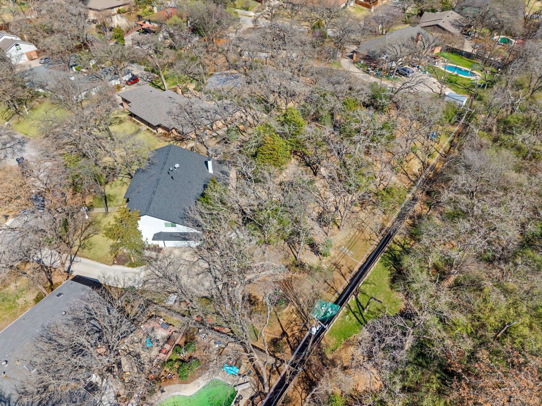 3905 Shady Creek Drive