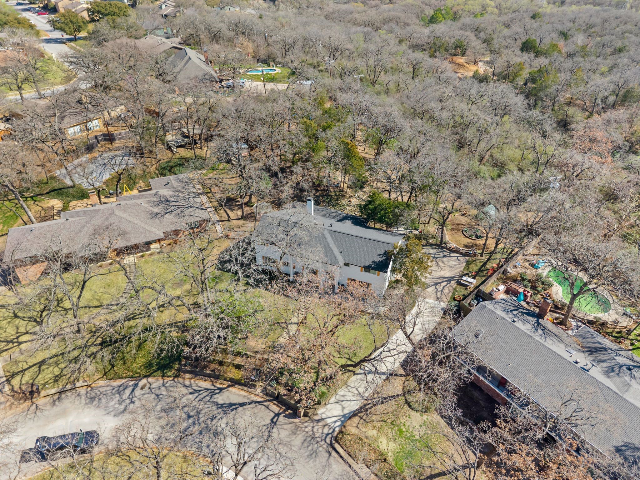 3905 Shady Creek Drive