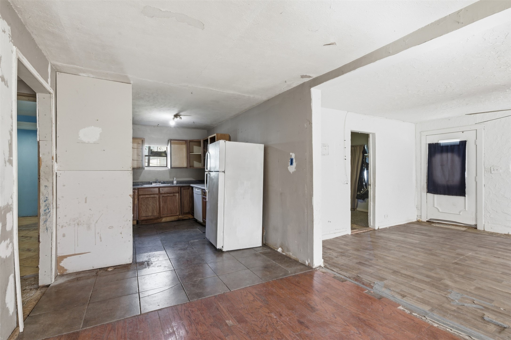 1703 Navaro Street