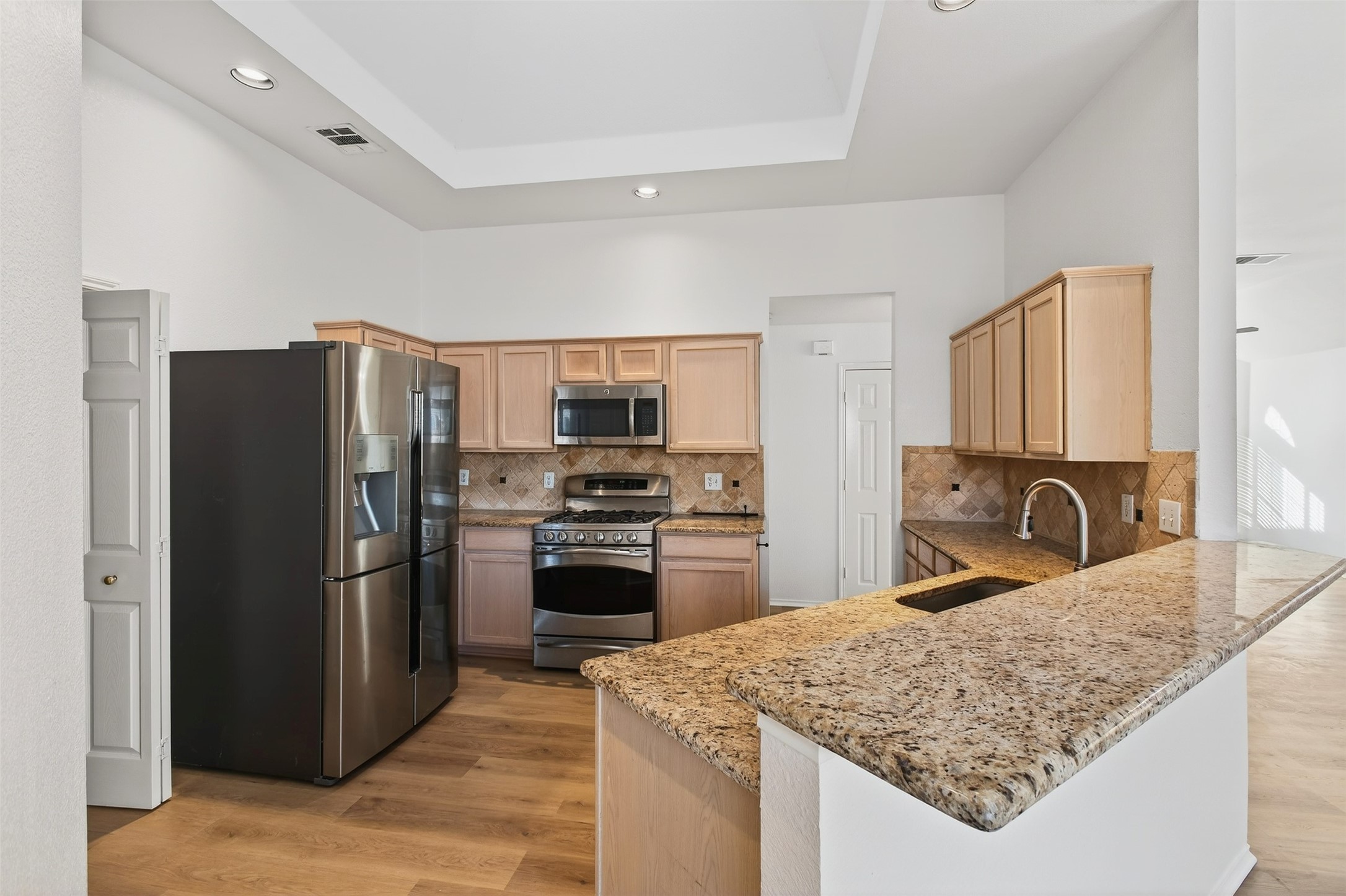 4922 Redwood Drive