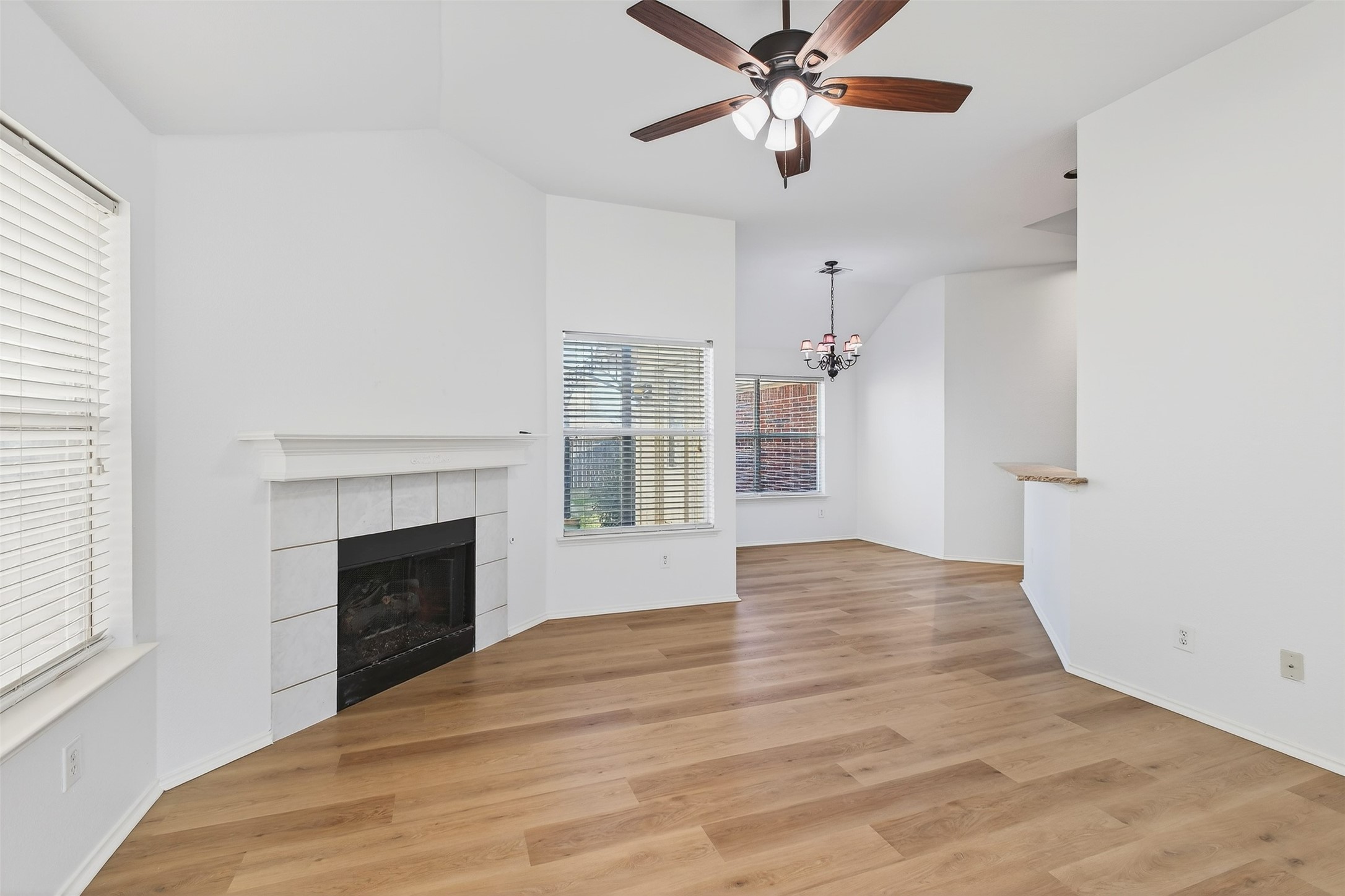 4922 Redwood Drive