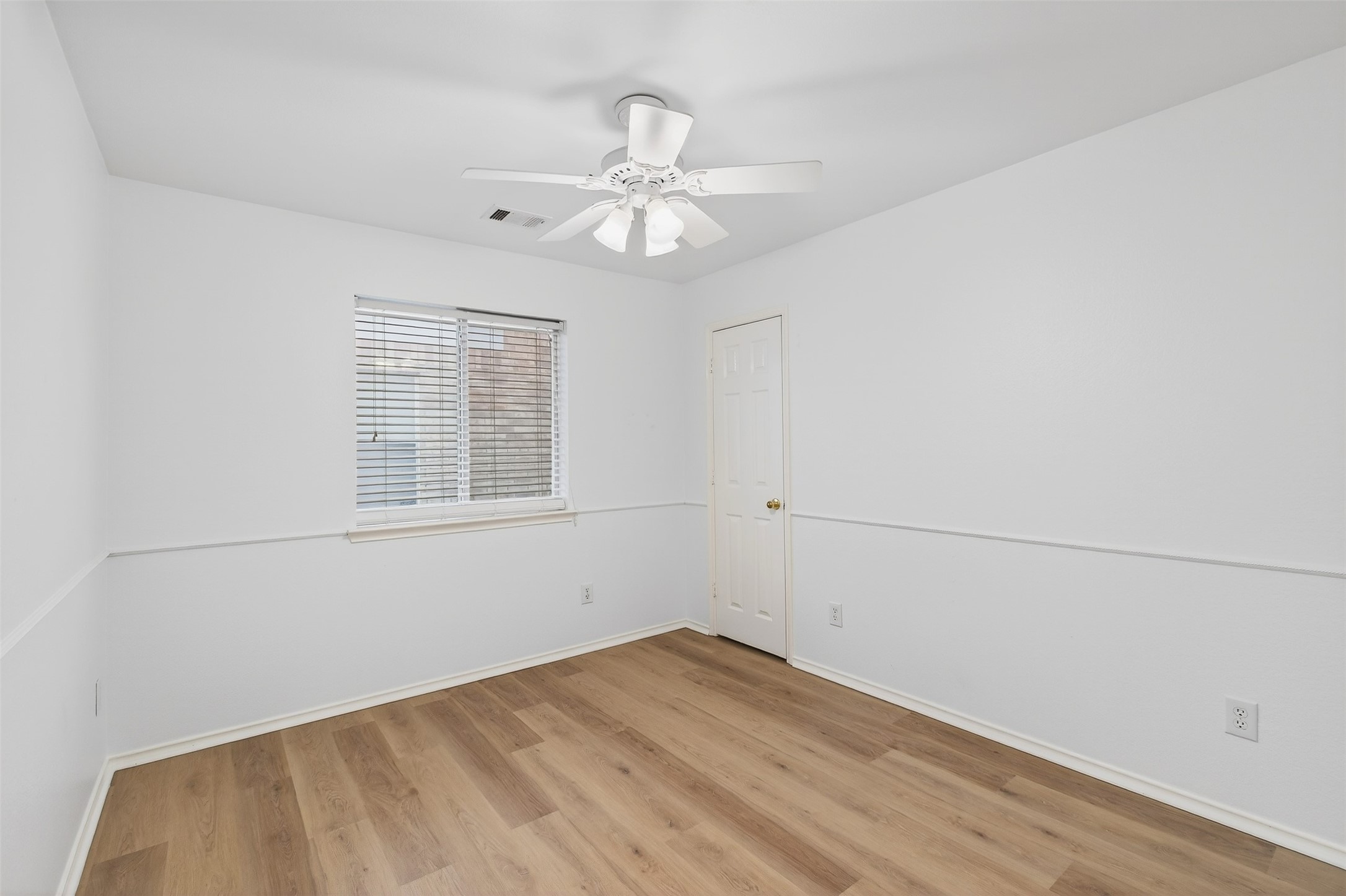 4922 Redwood Drive