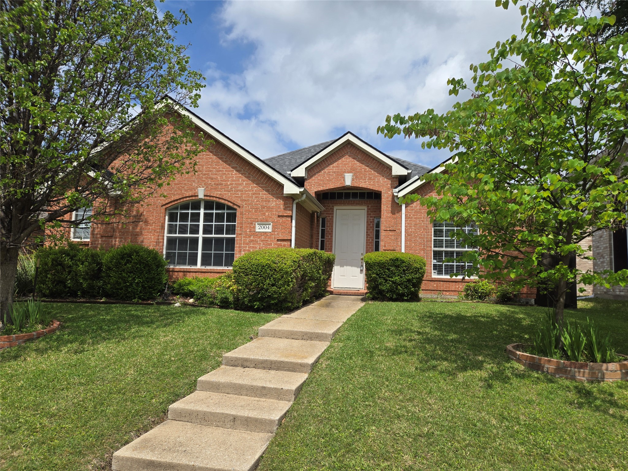2004 Saint Anne Drive