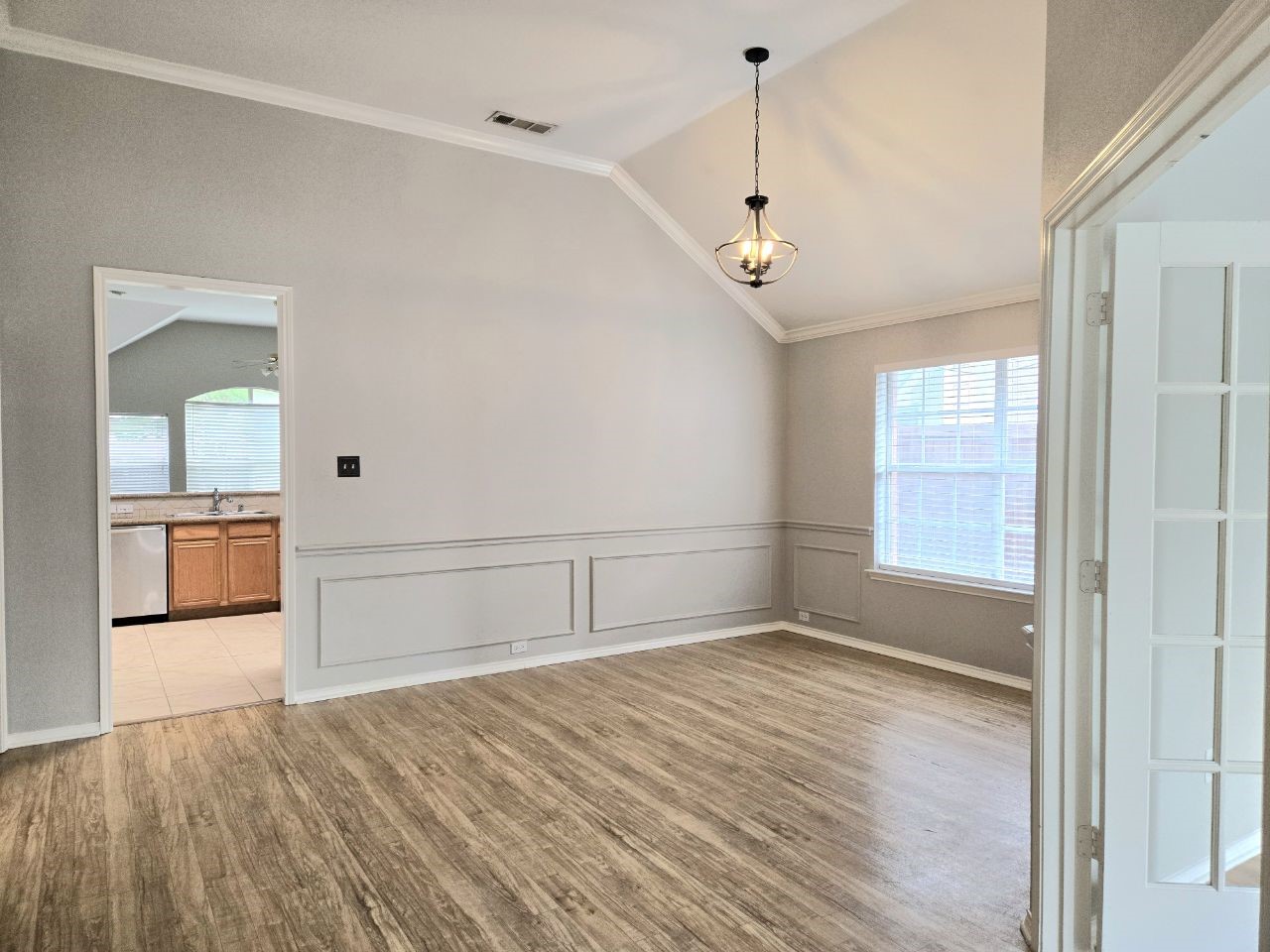 2004 Saint Anne Drive