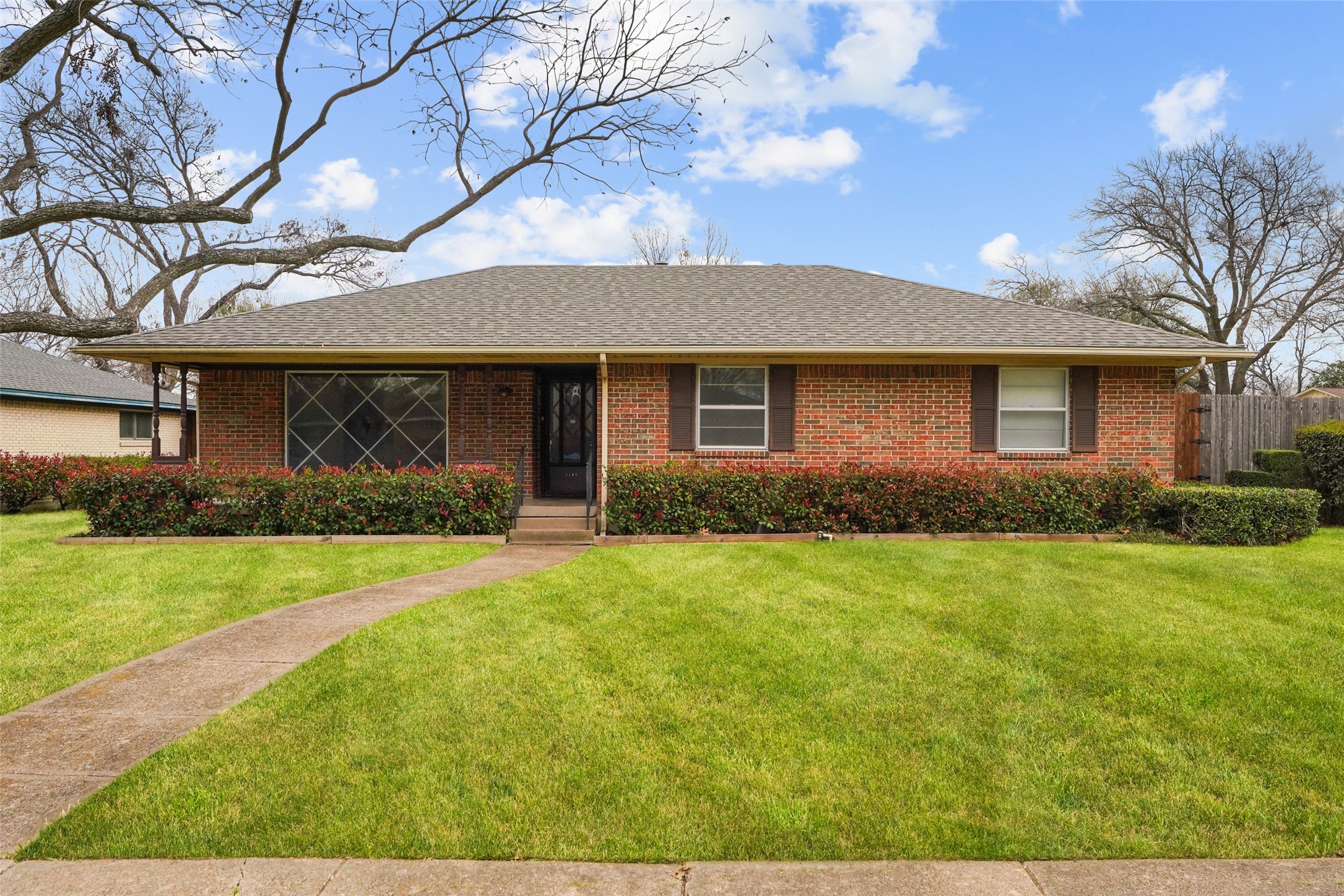 2102 Lansdowne Drive