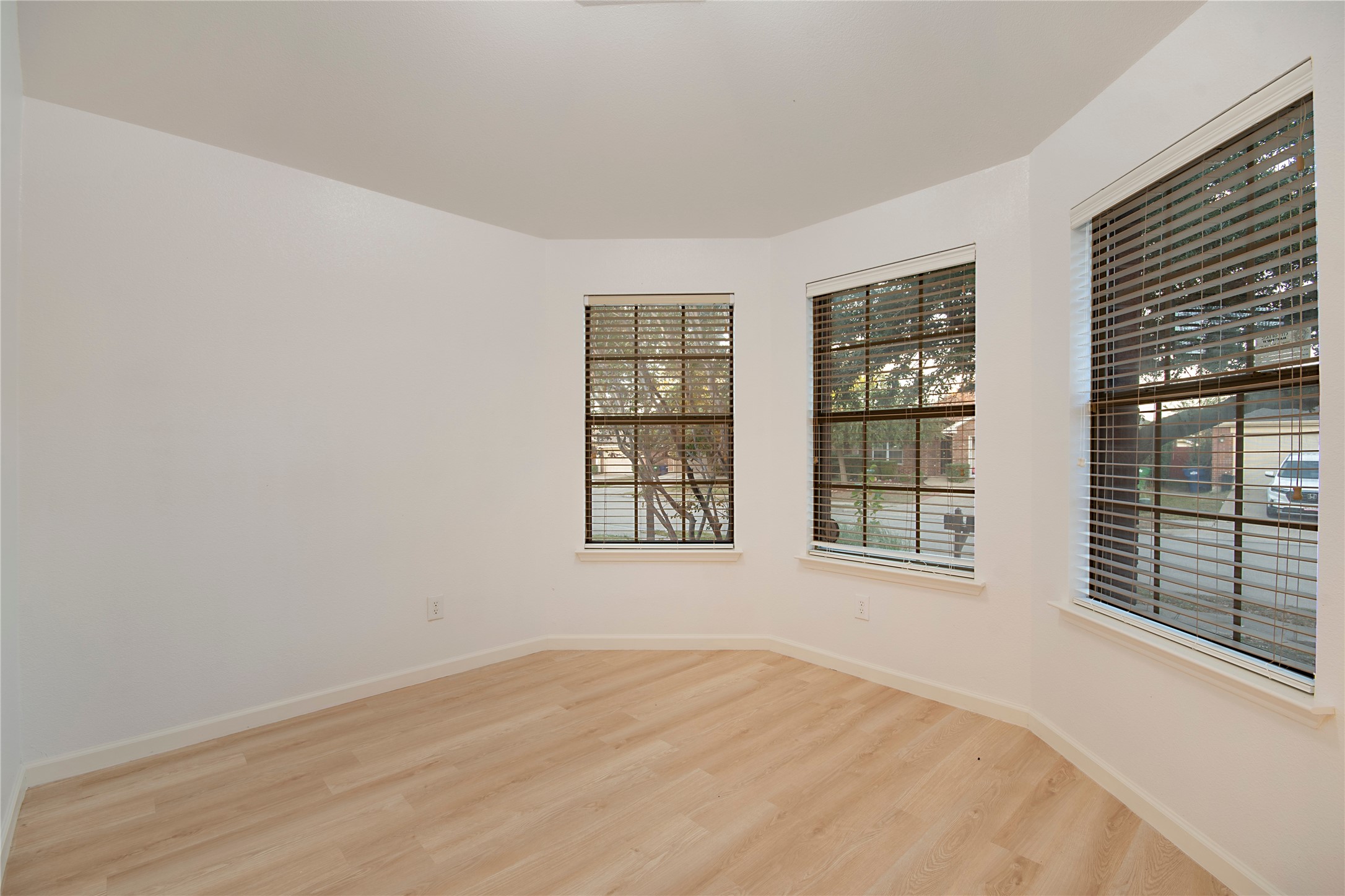 549 Hickory Lane