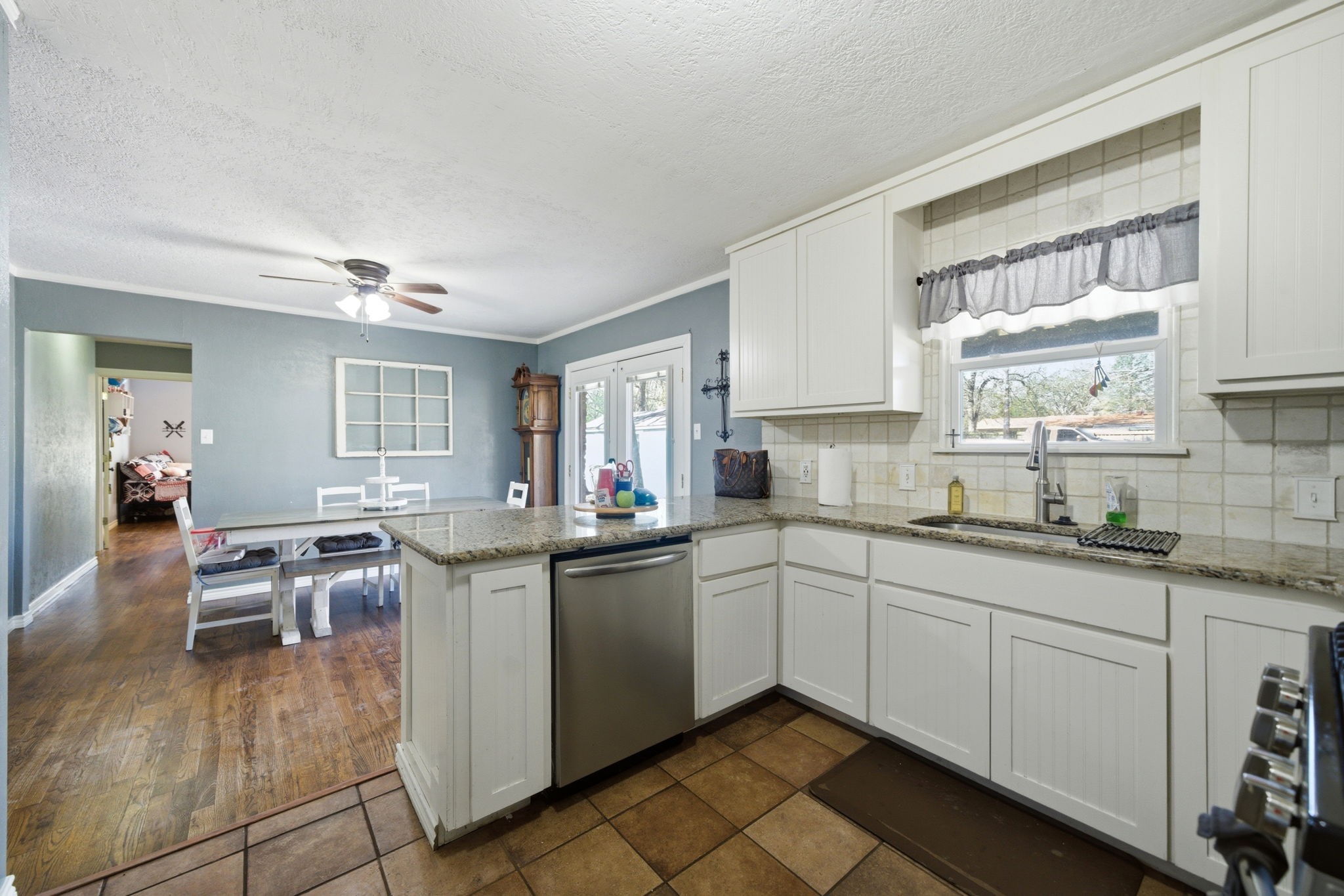 1415 Glenlain Drive