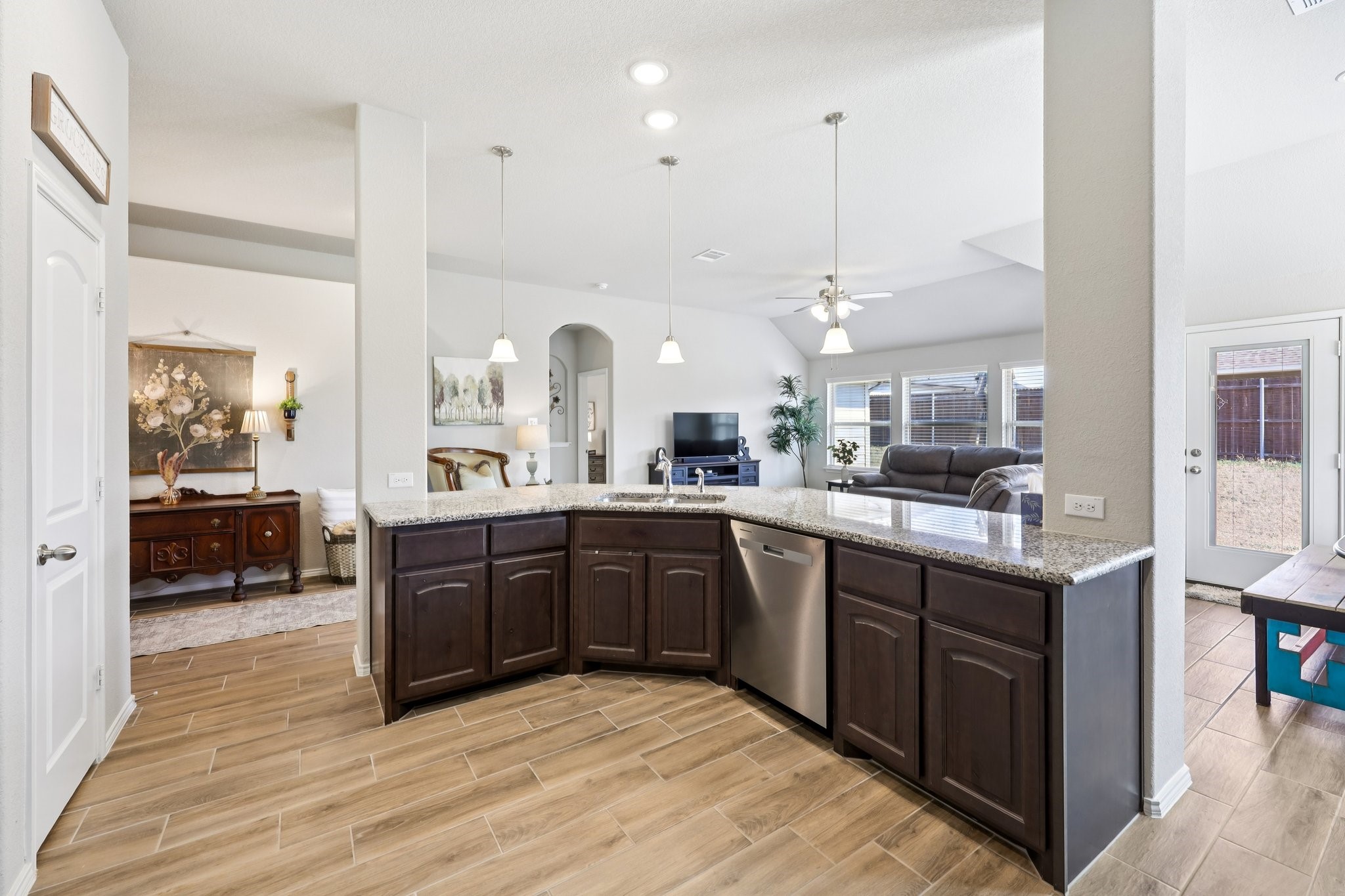 212 Magnolia Drive