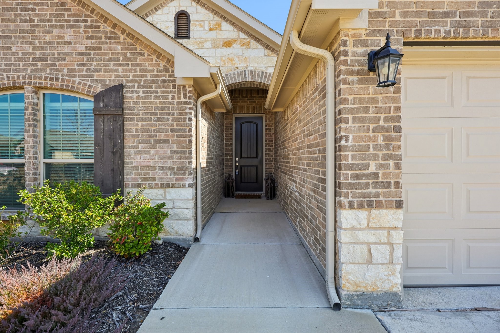212 Magnolia Drive