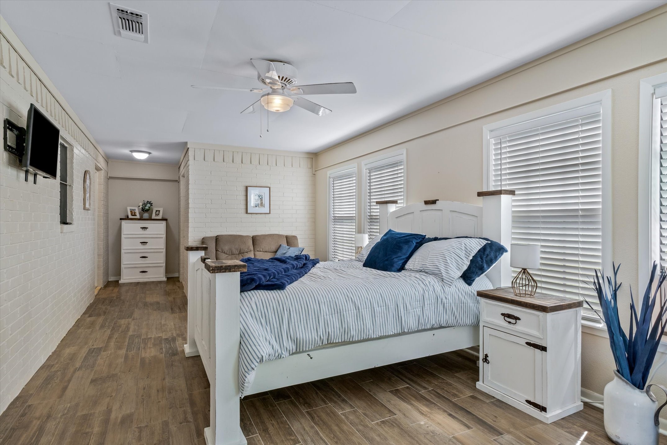 24289 State Highway 19