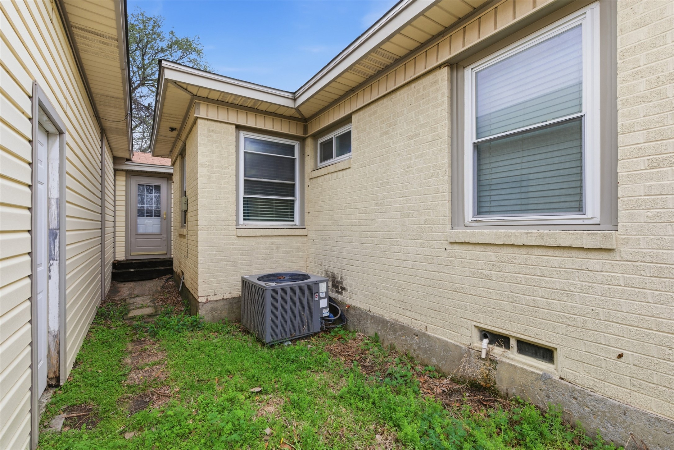 10618 Cotillion Drive