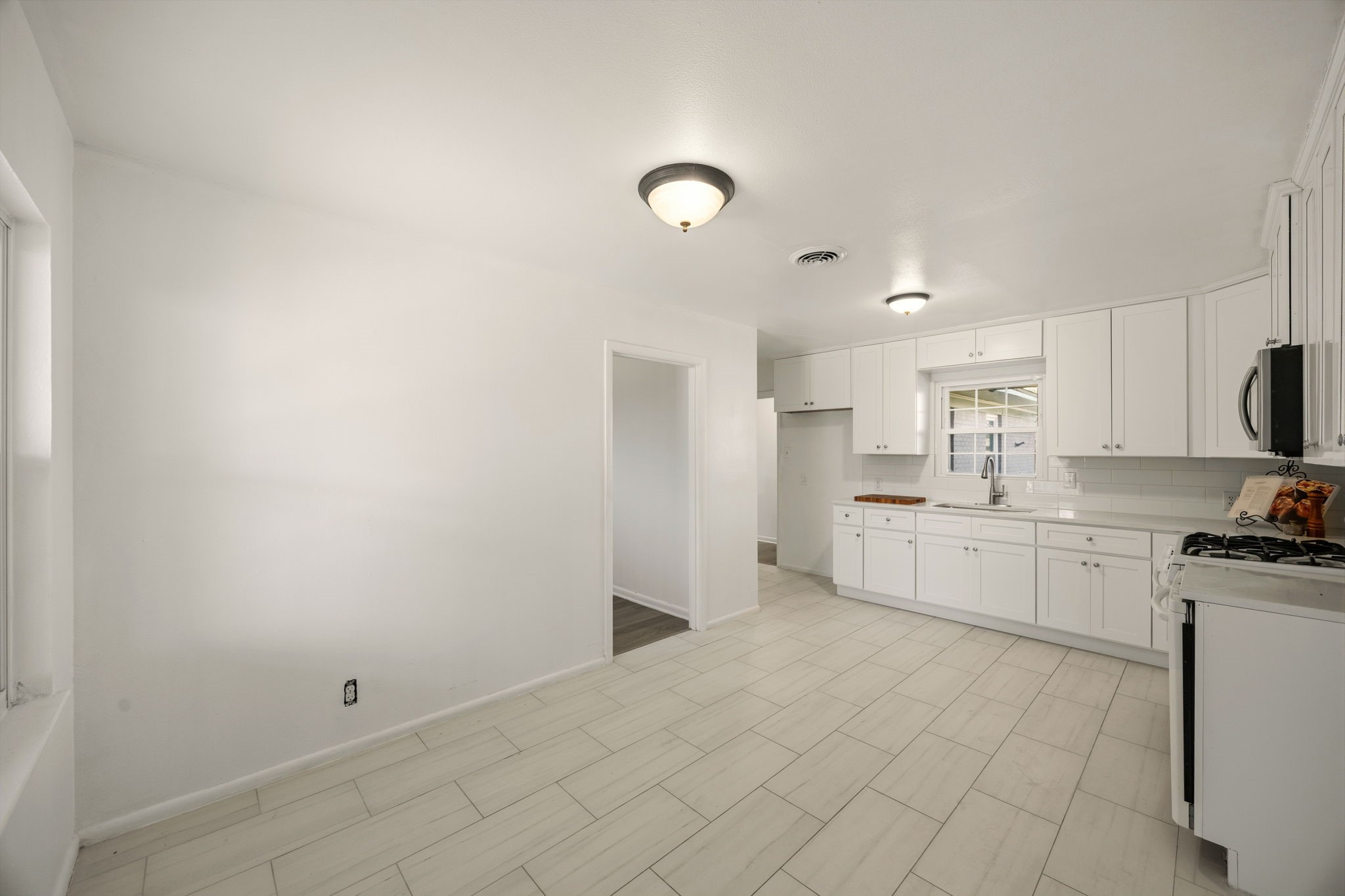 630 Scottsdale Drive