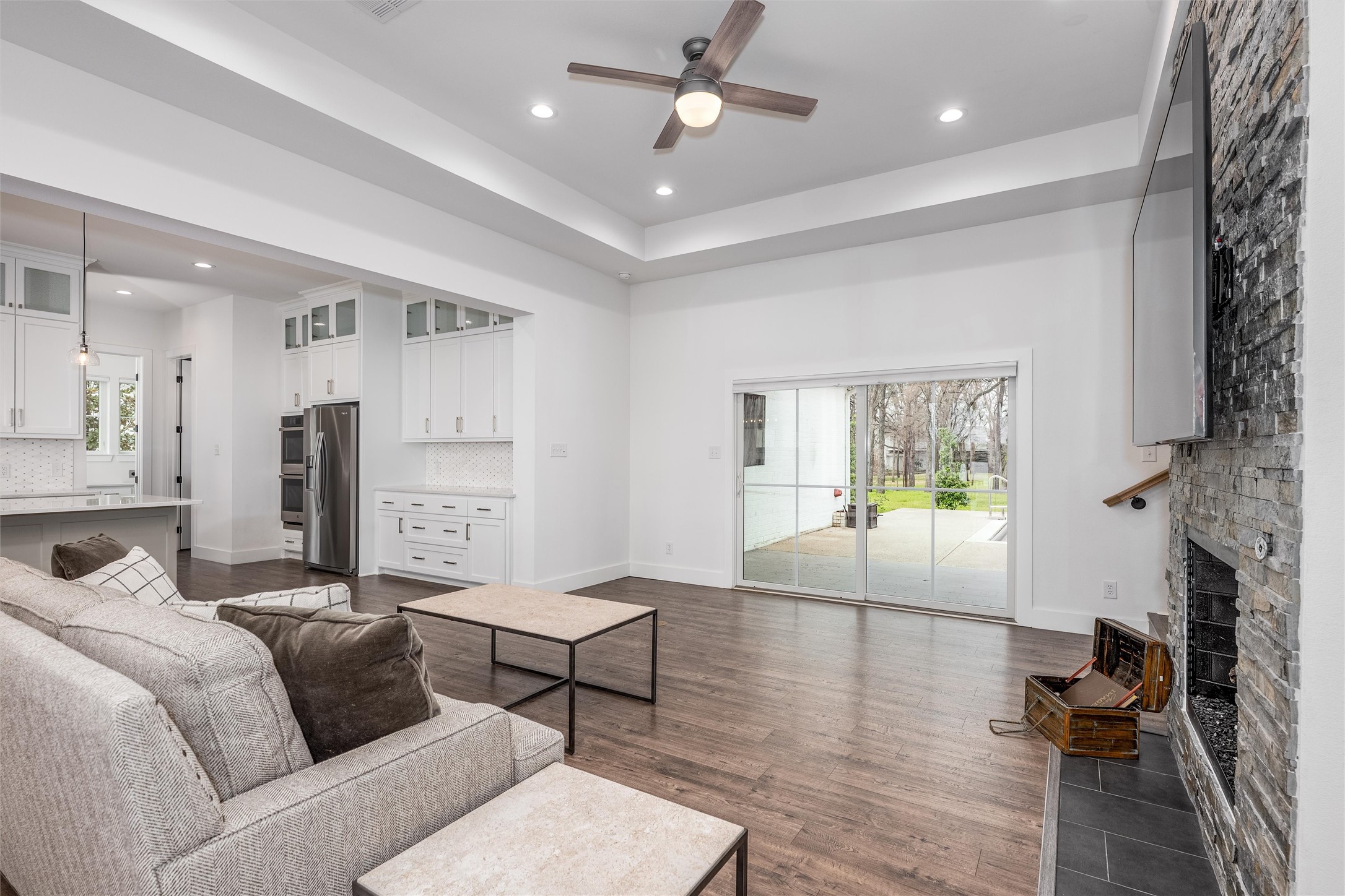 653 Enchanted Isles Drive