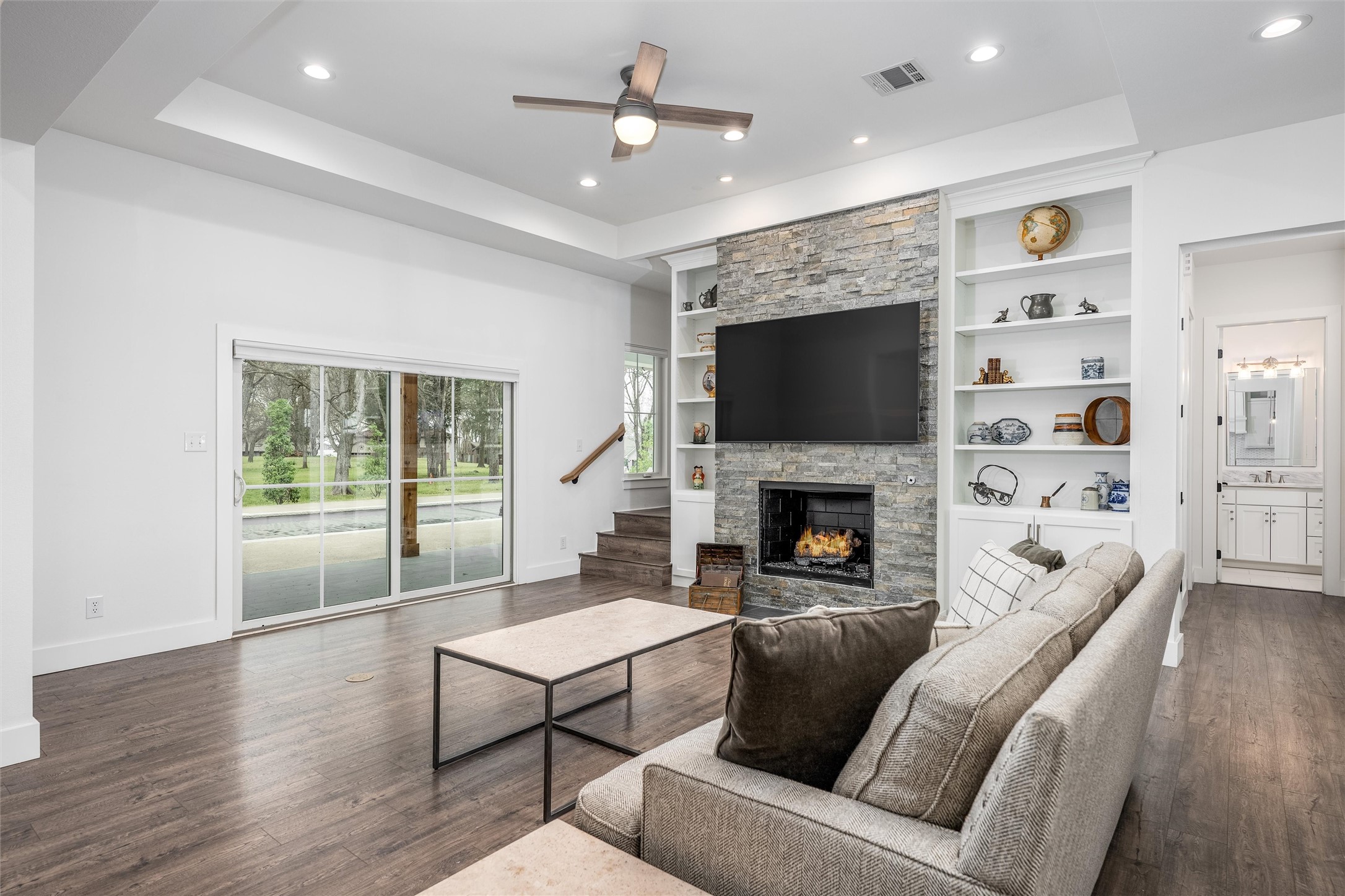 653 Enchanted Isles Drive