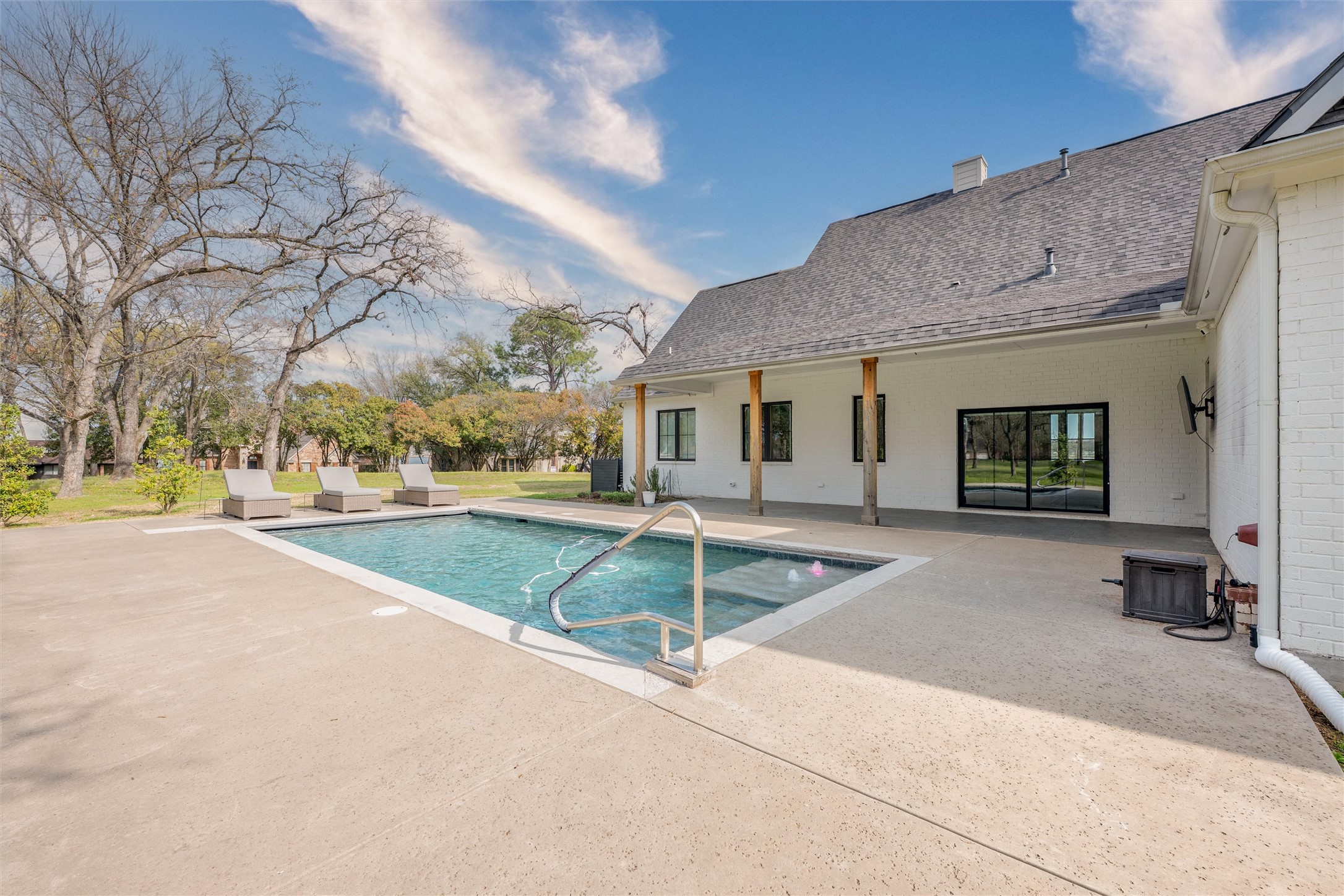 653 Enchanted Isles Drive