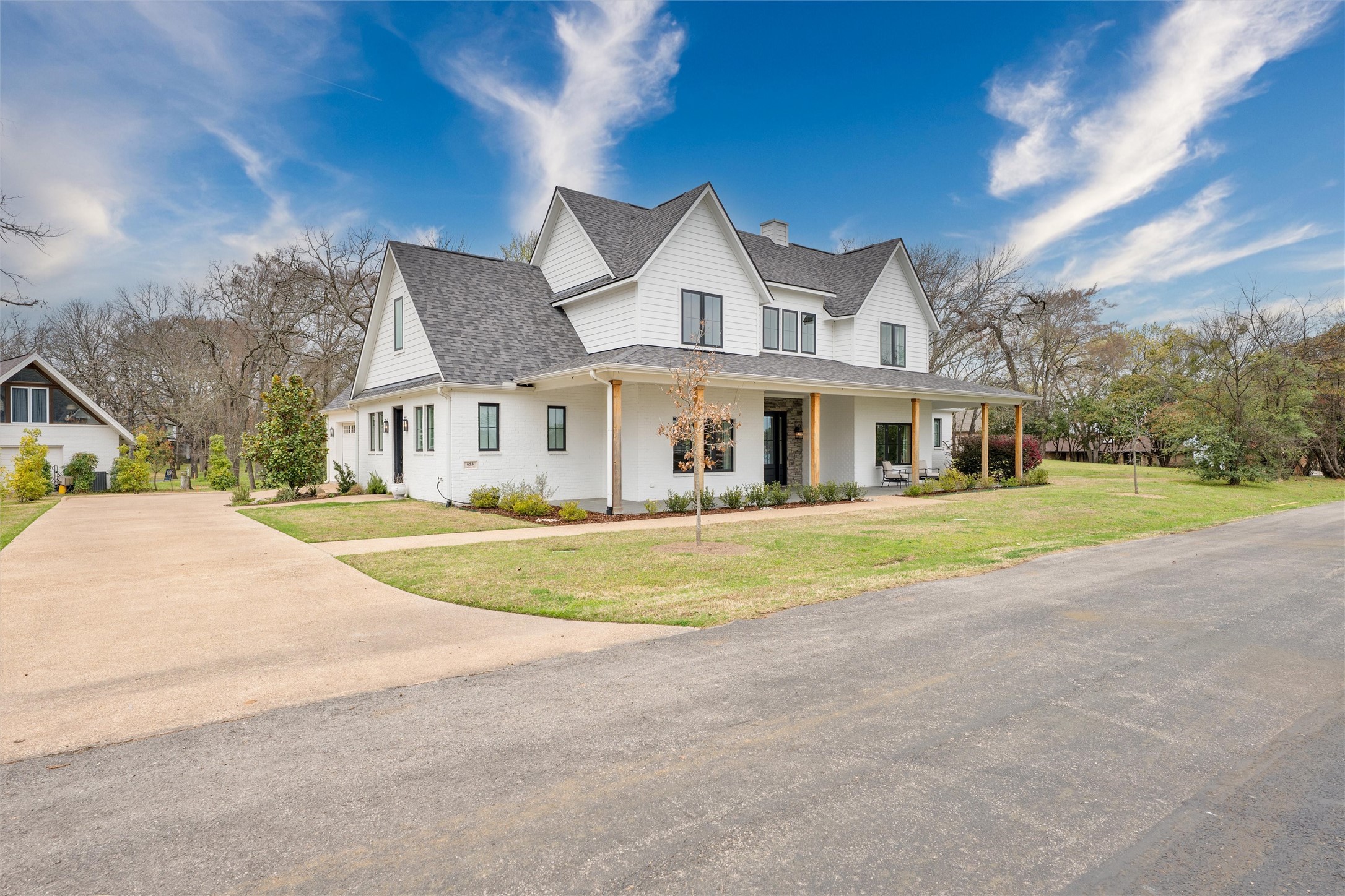 653 Enchanted Isles Drive