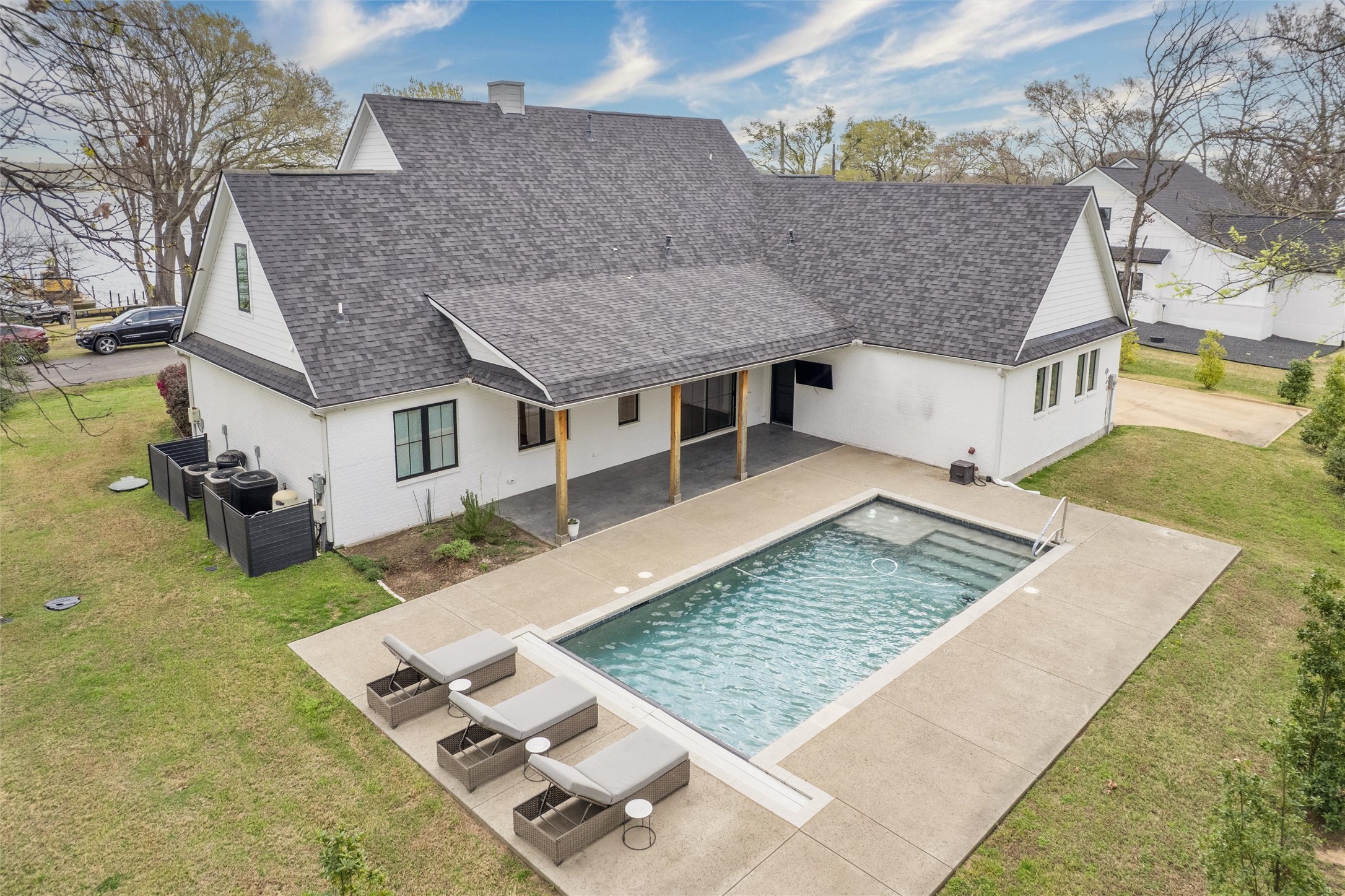 653 Enchanted Isles Drive