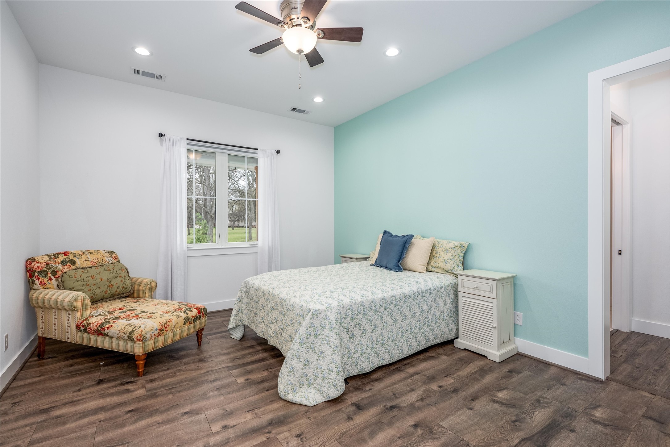 653 Enchanted Isles Drive