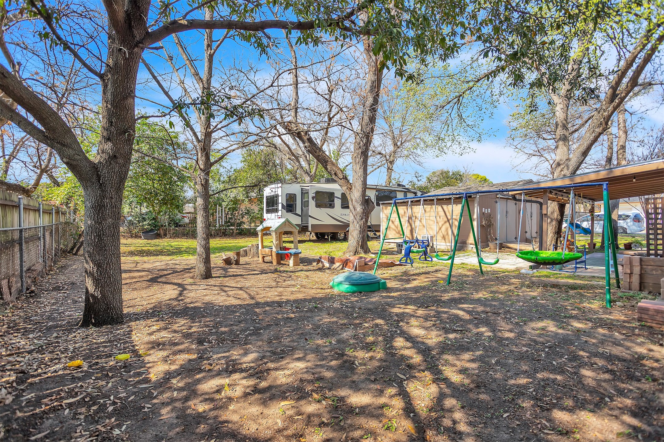709 Hurstview Drive