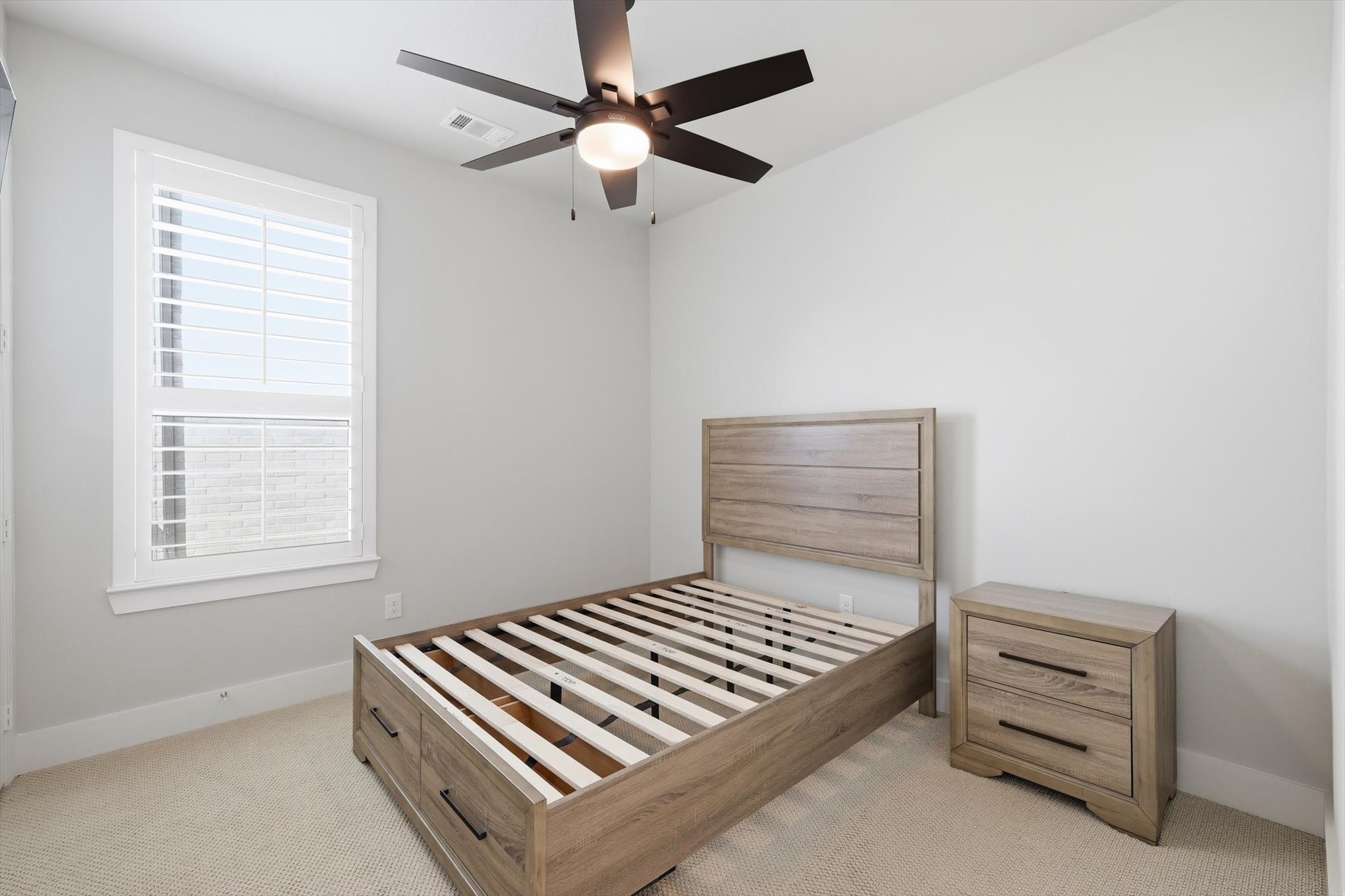 8128 Legacy Trail