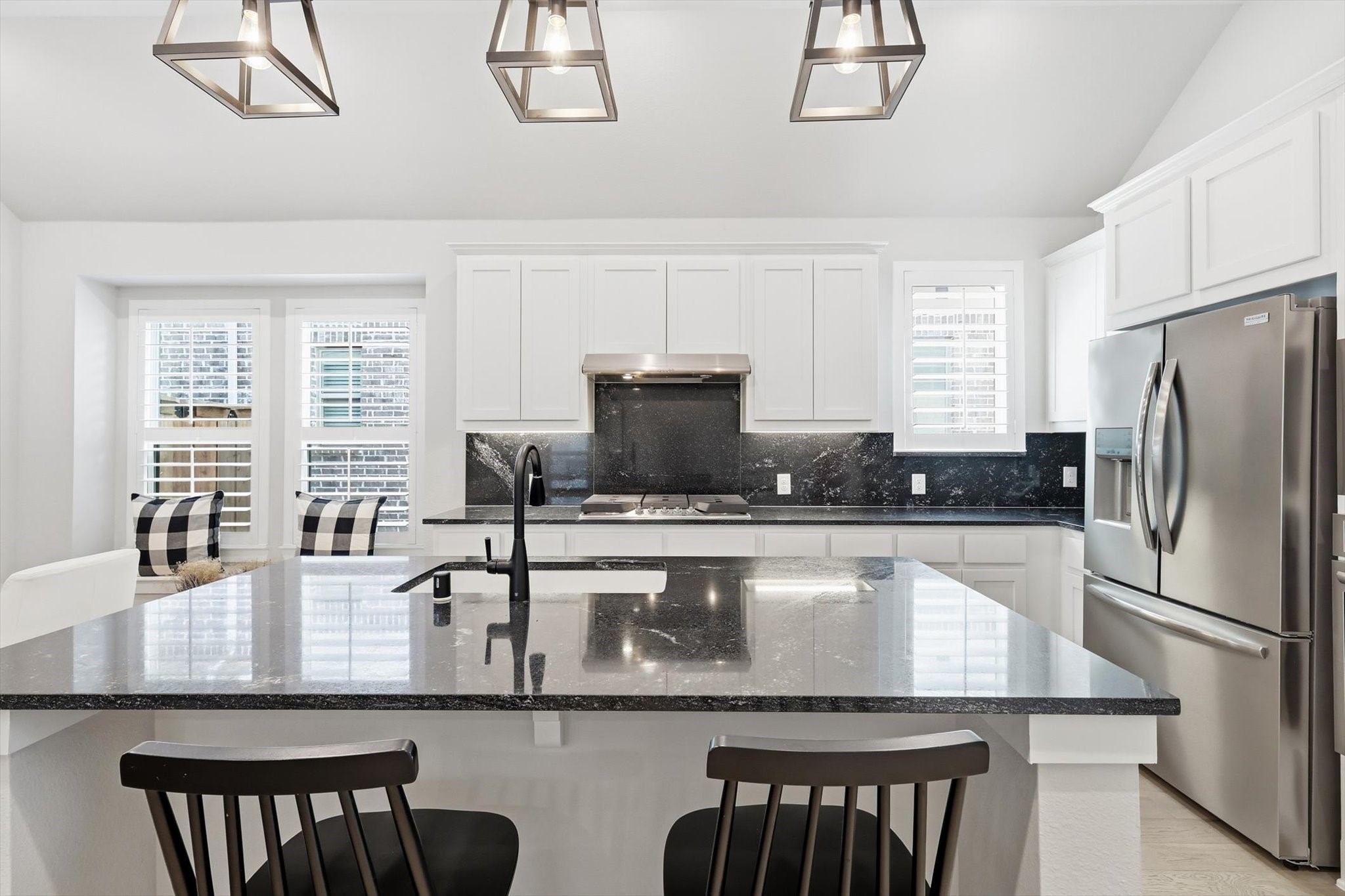 8128 Legacy Trail