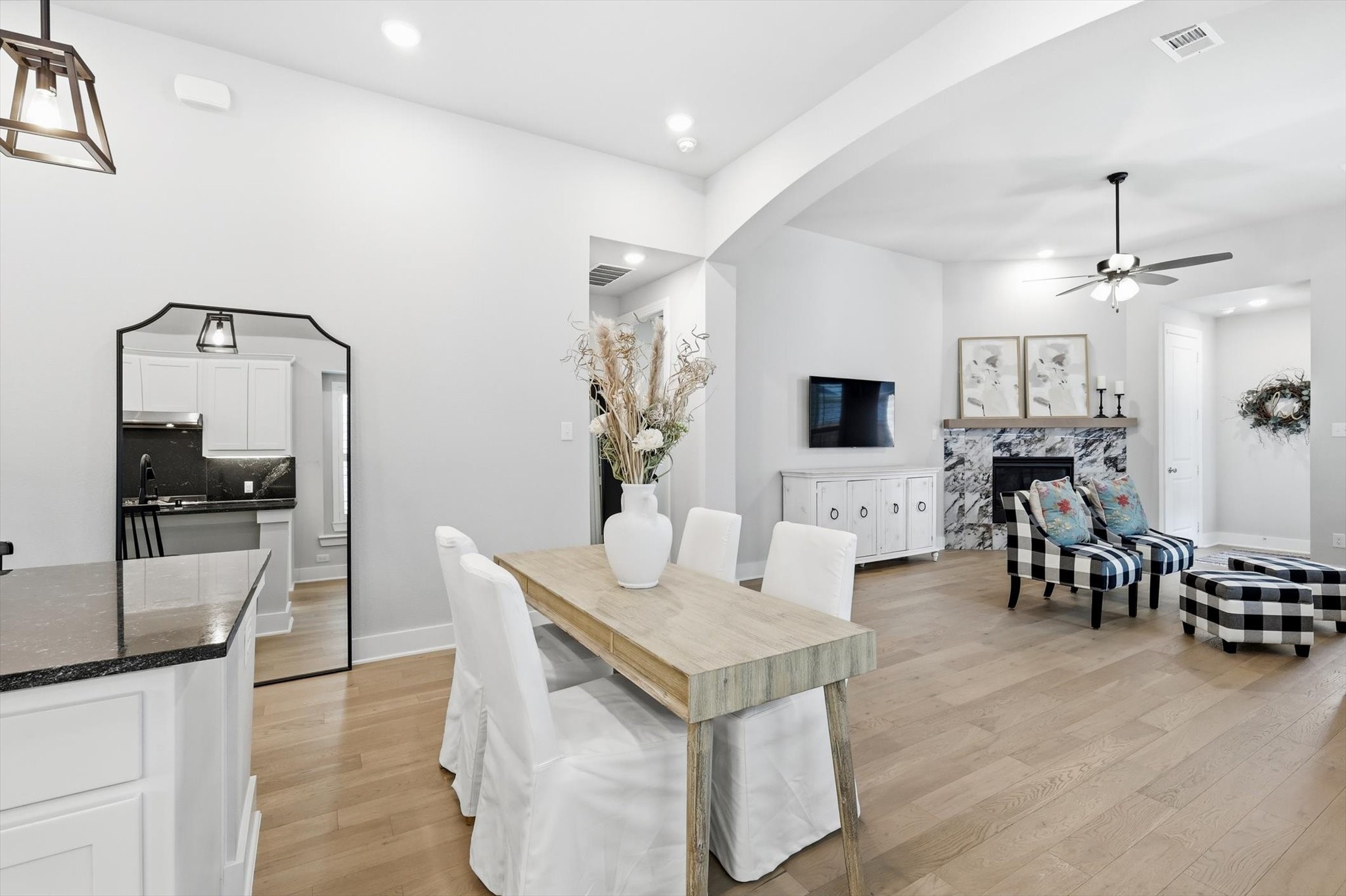 8128 Legacy Trail