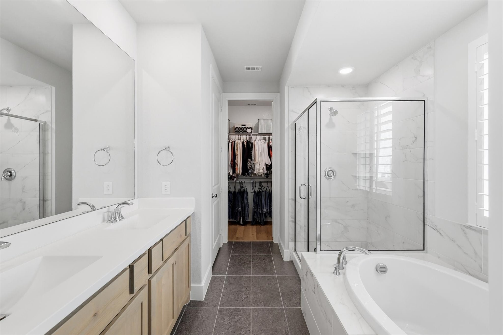 8128 Legacy Trail