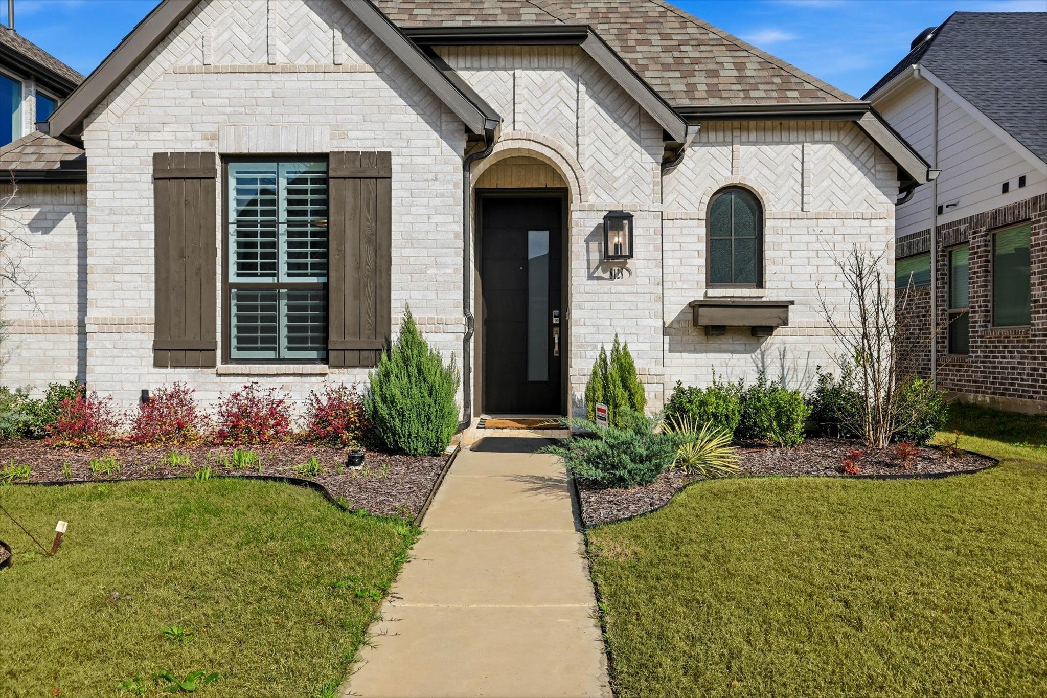 8128 Legacy Trail
