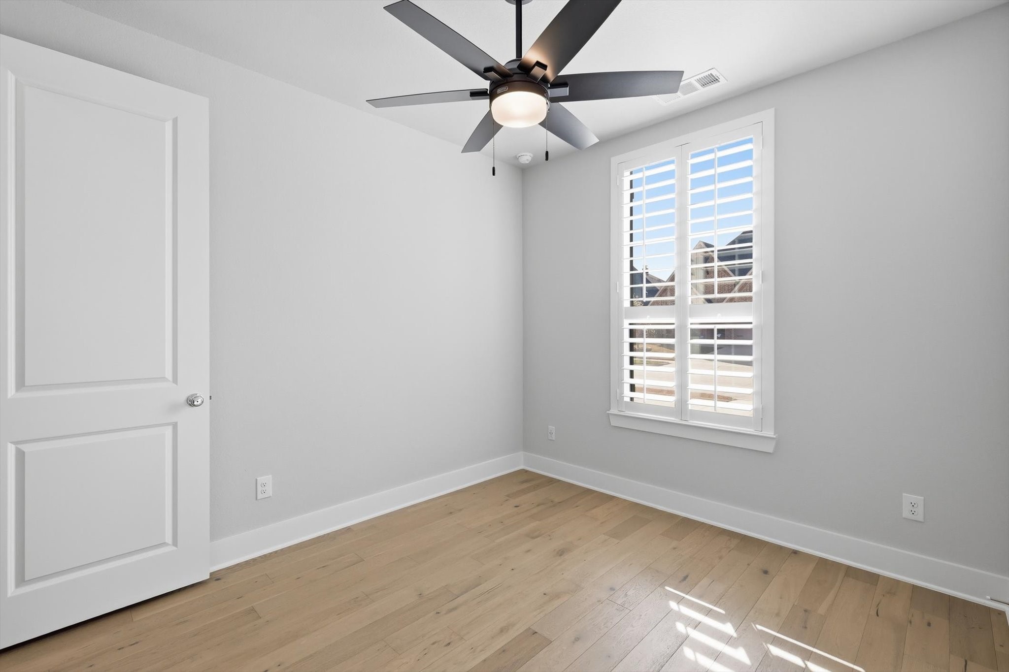 8128 Legacy Trail