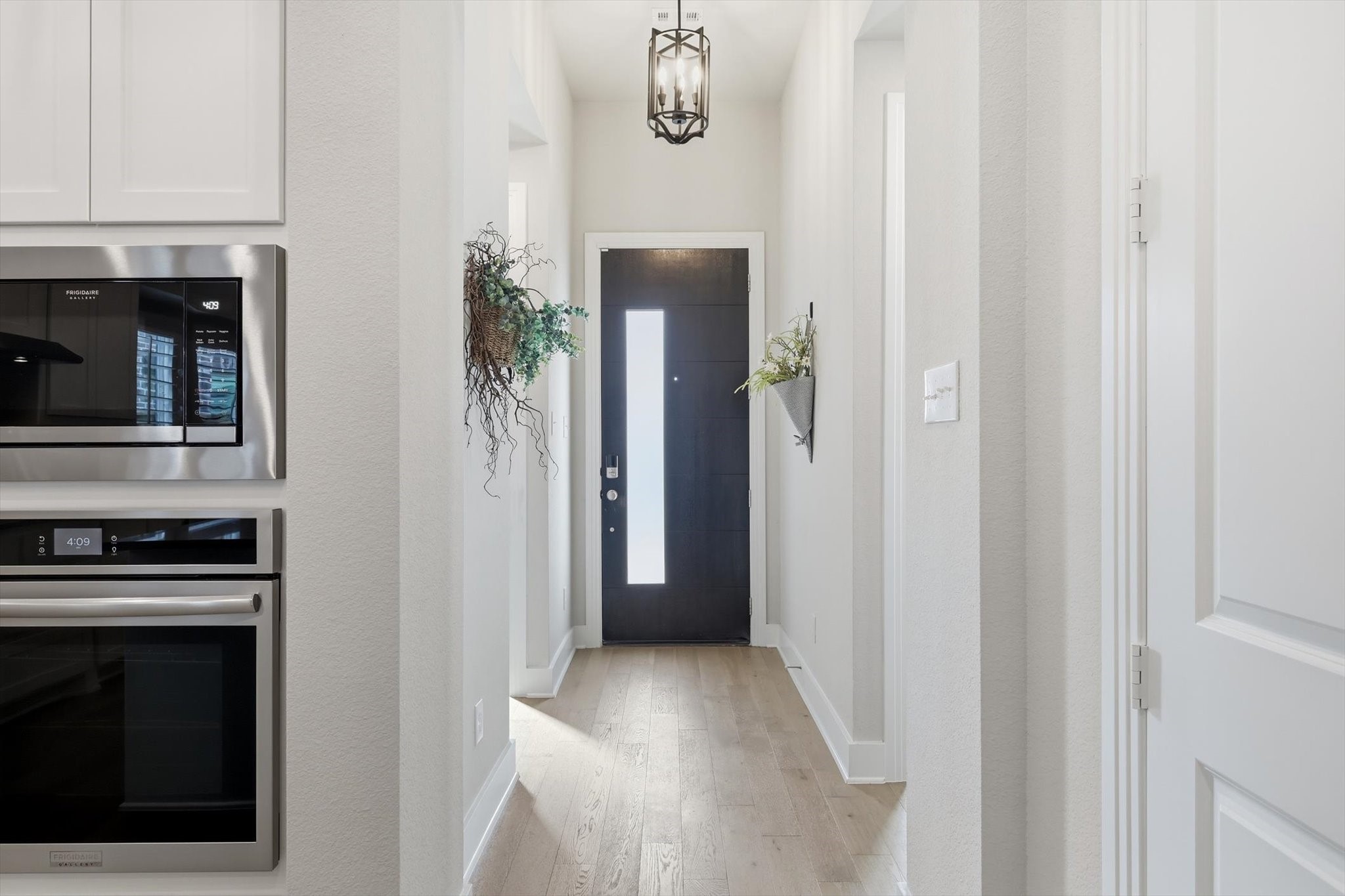 8128 Legacy Trail