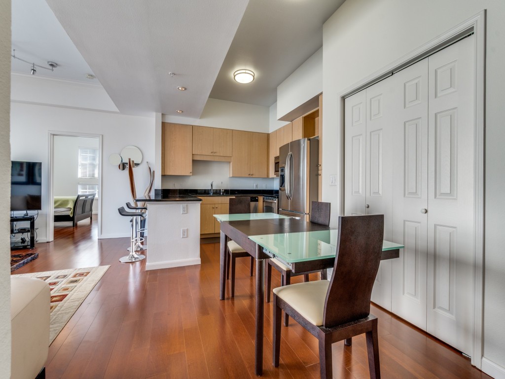 3225 Turtle Creek Boulevard 709