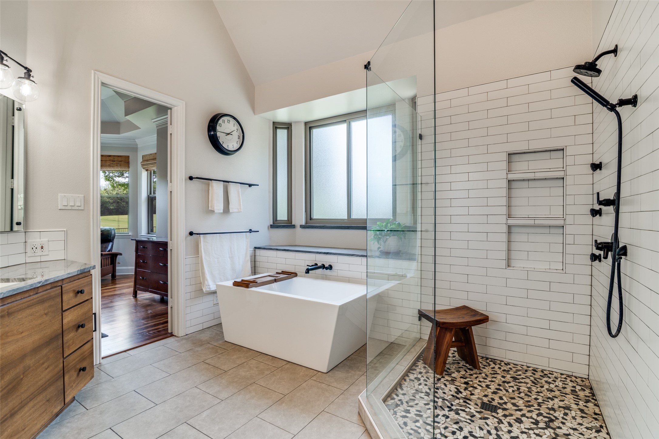 2332 Fairway Circle