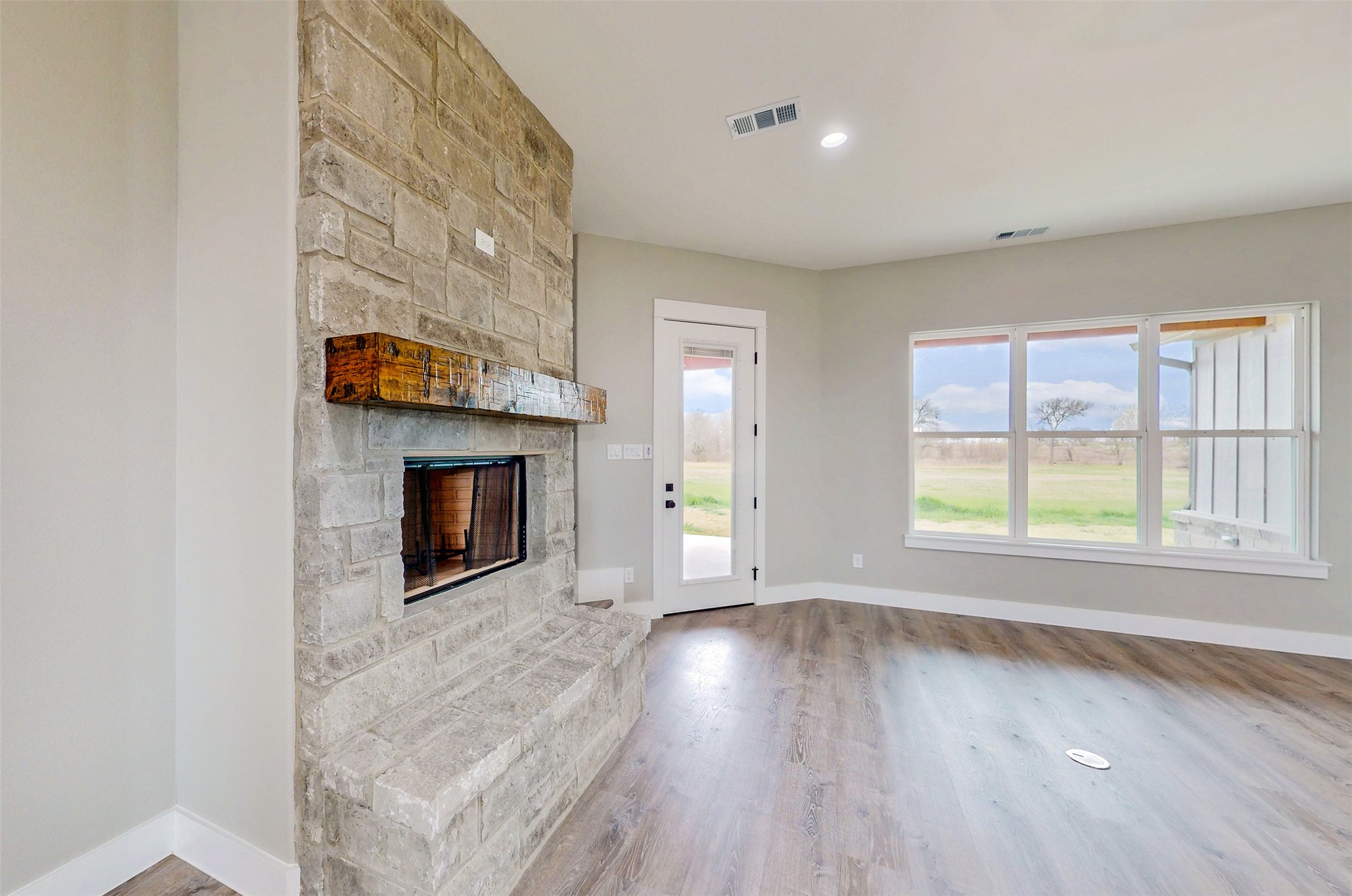 2667 VZ County Road 3820