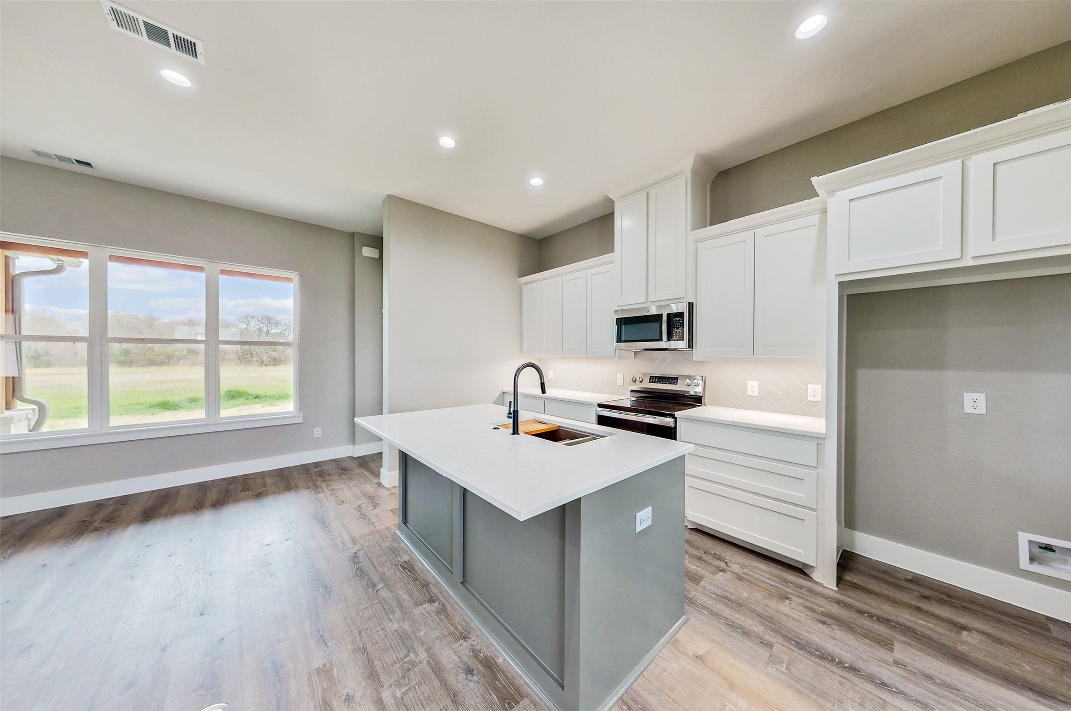 2667 VZ County Road 3820
