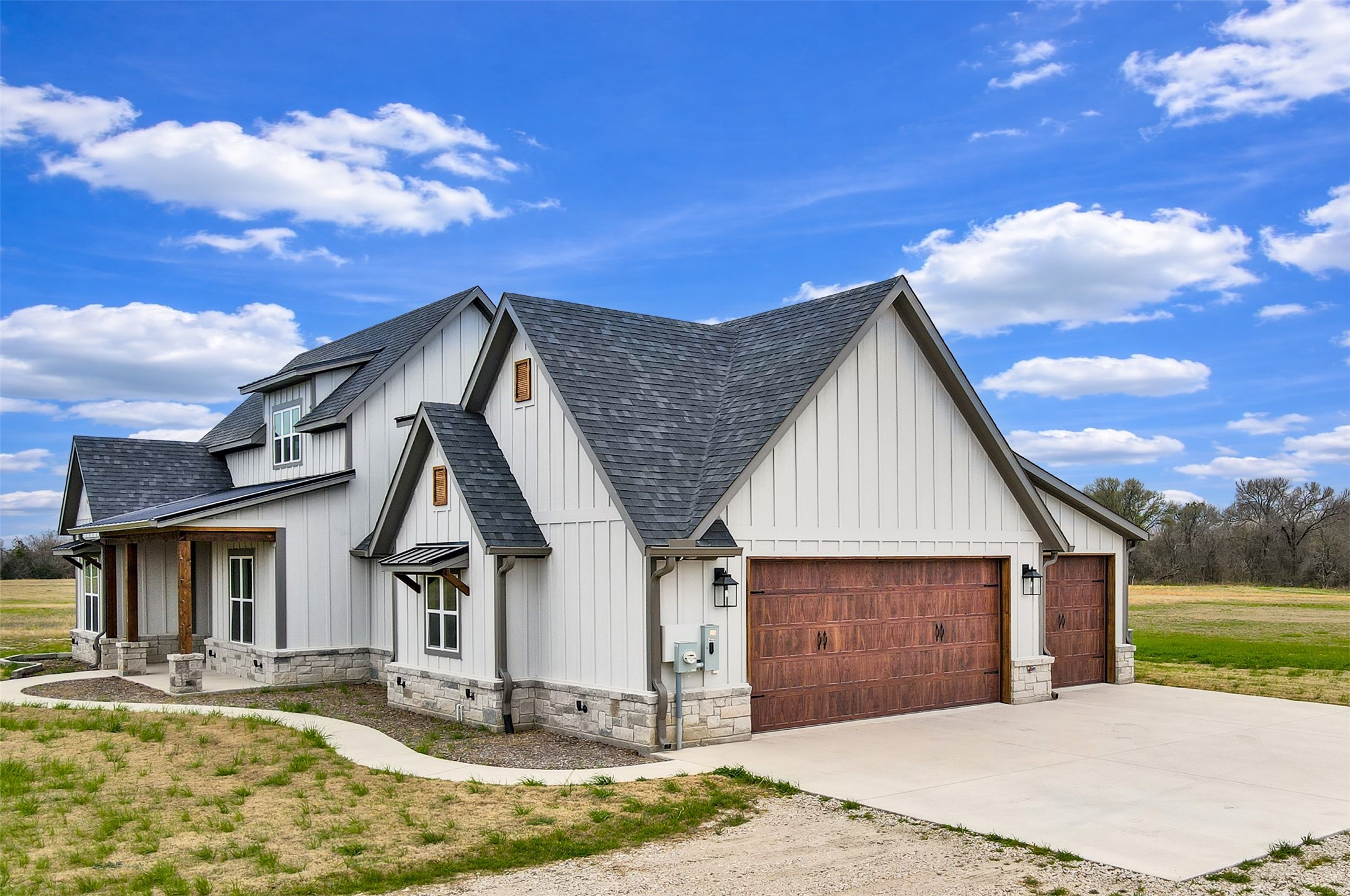 2667 VZ County Road 3820
