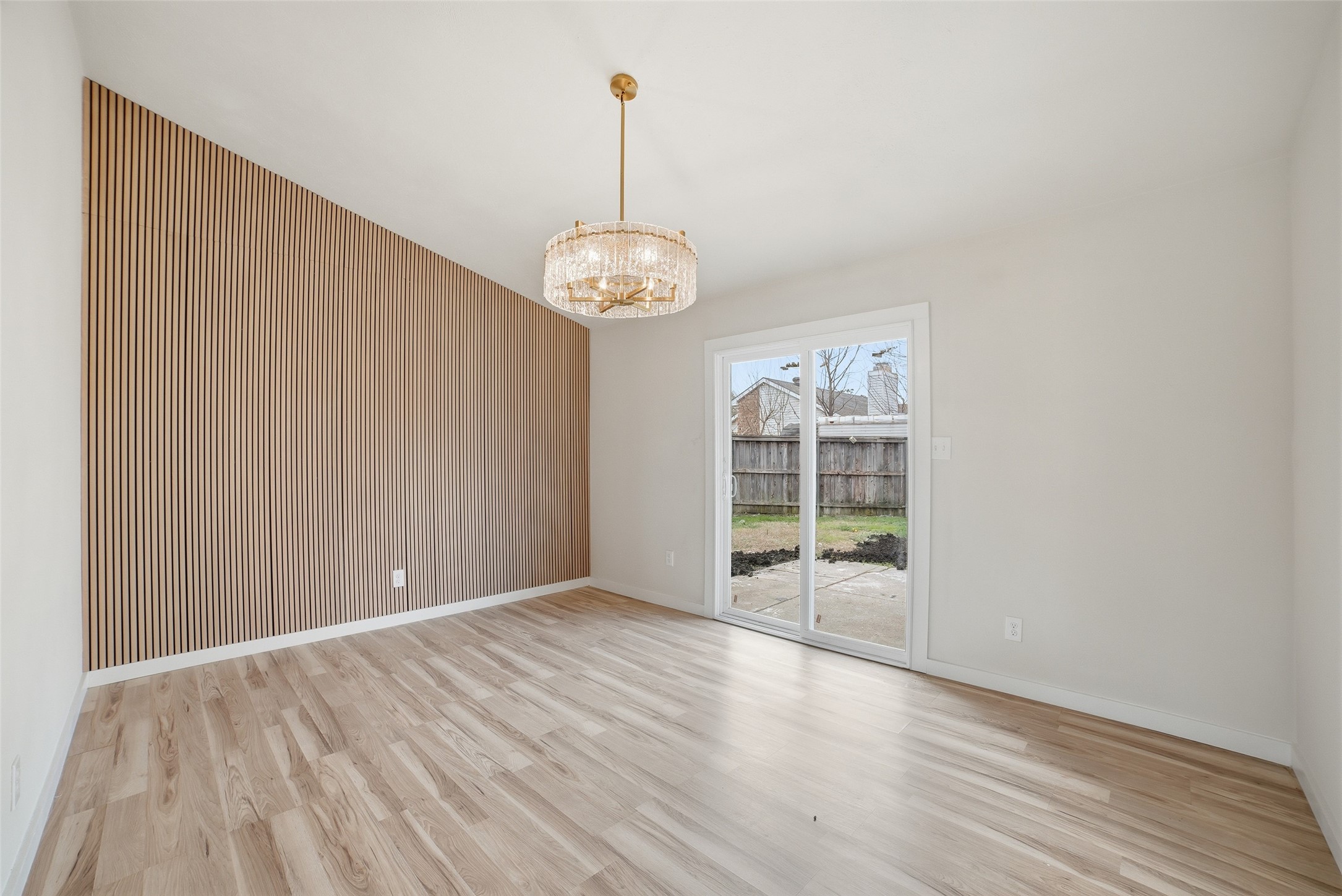 2929 Kingswood Drive
