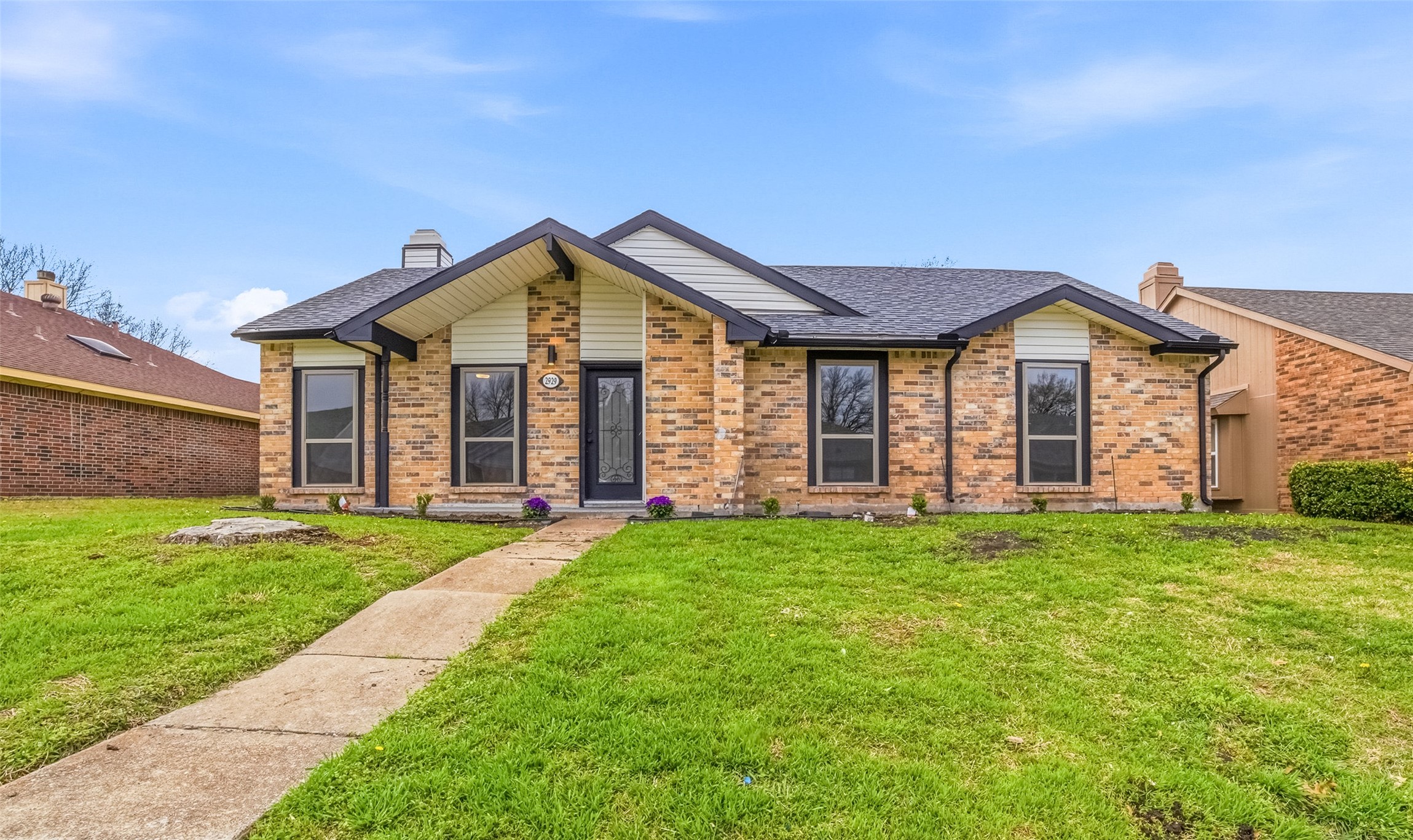 2929 Kingswood Drive