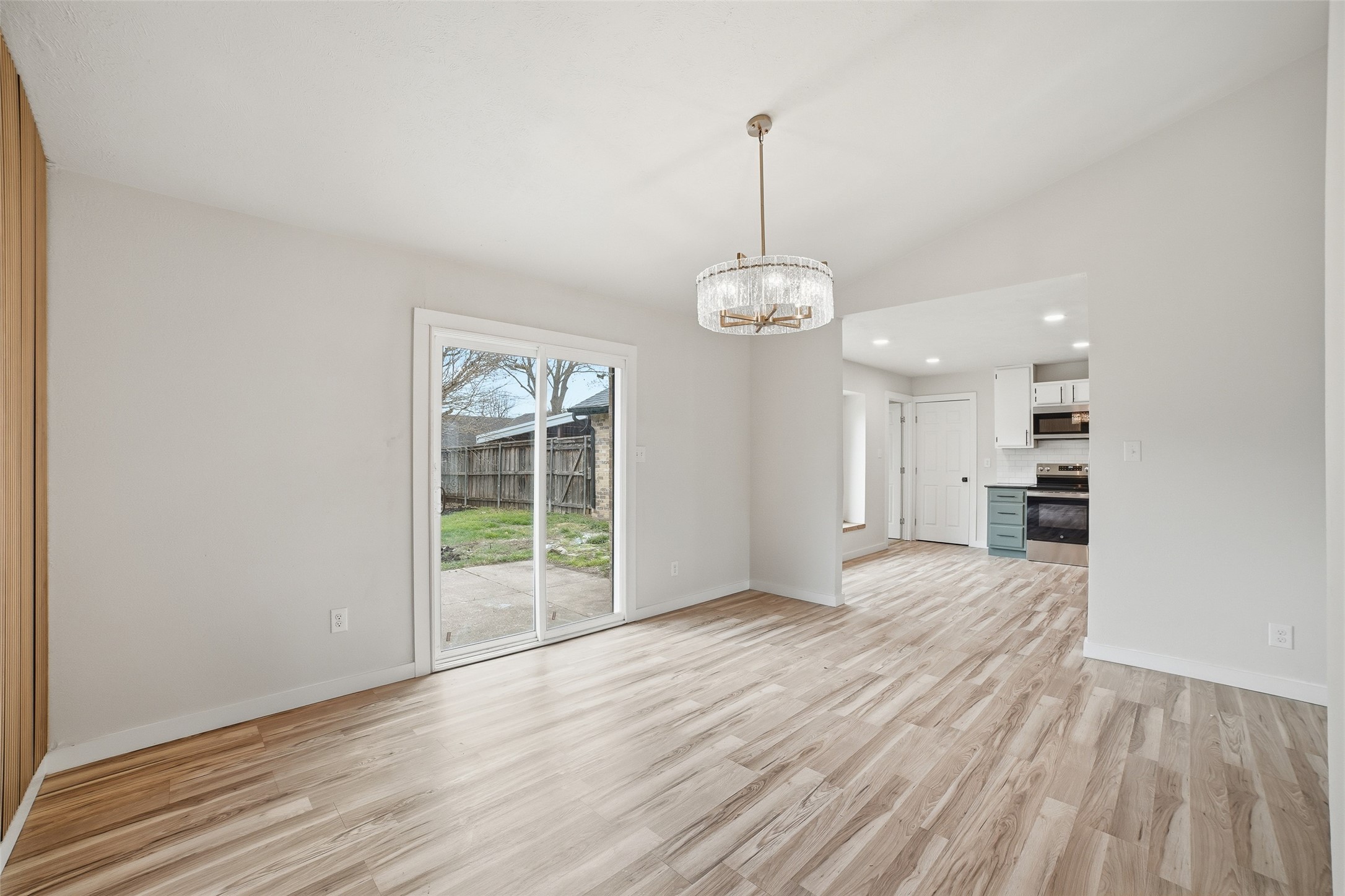 2929 Kingswood Drive