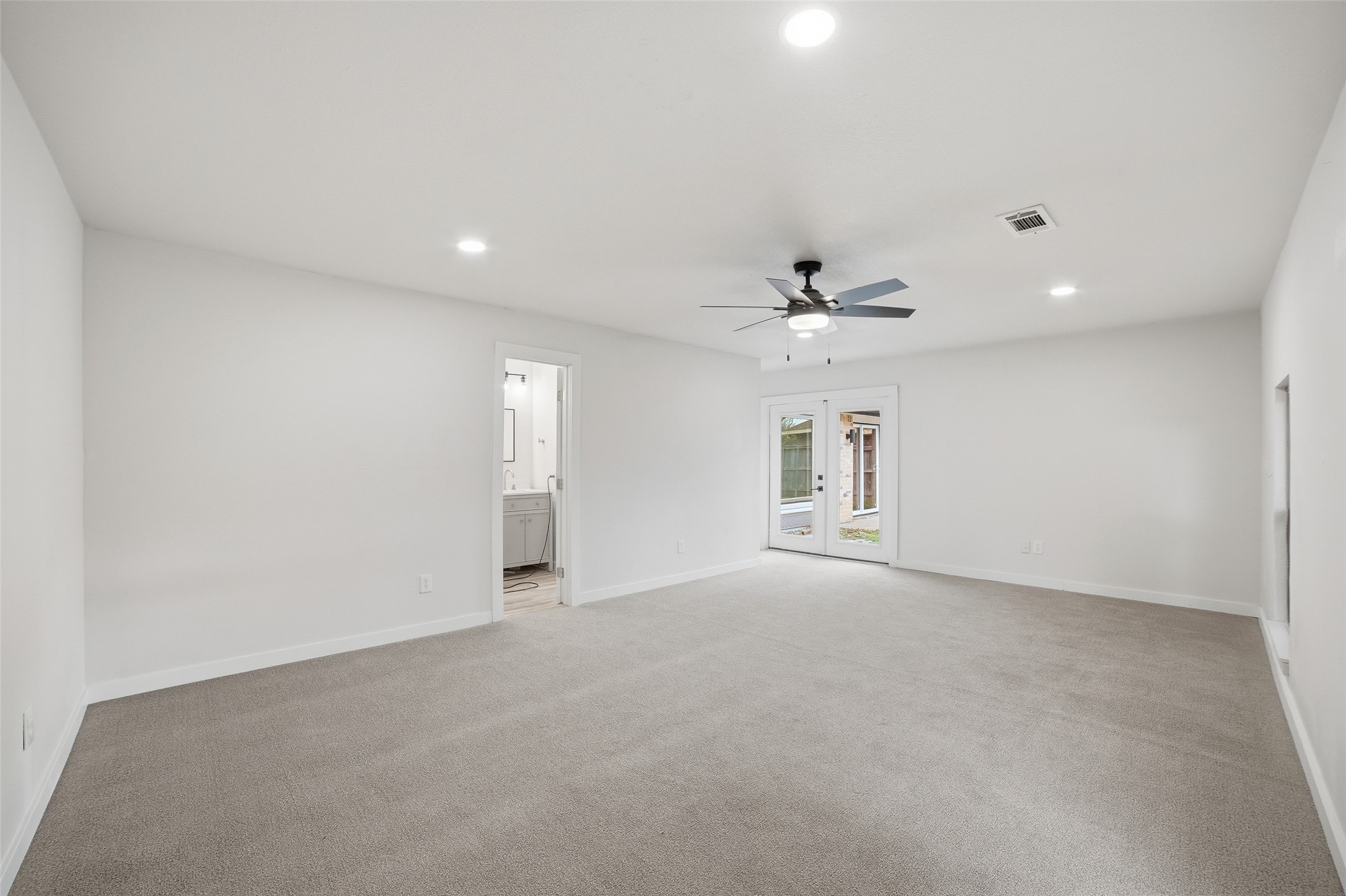 2929 Kingswood Drive