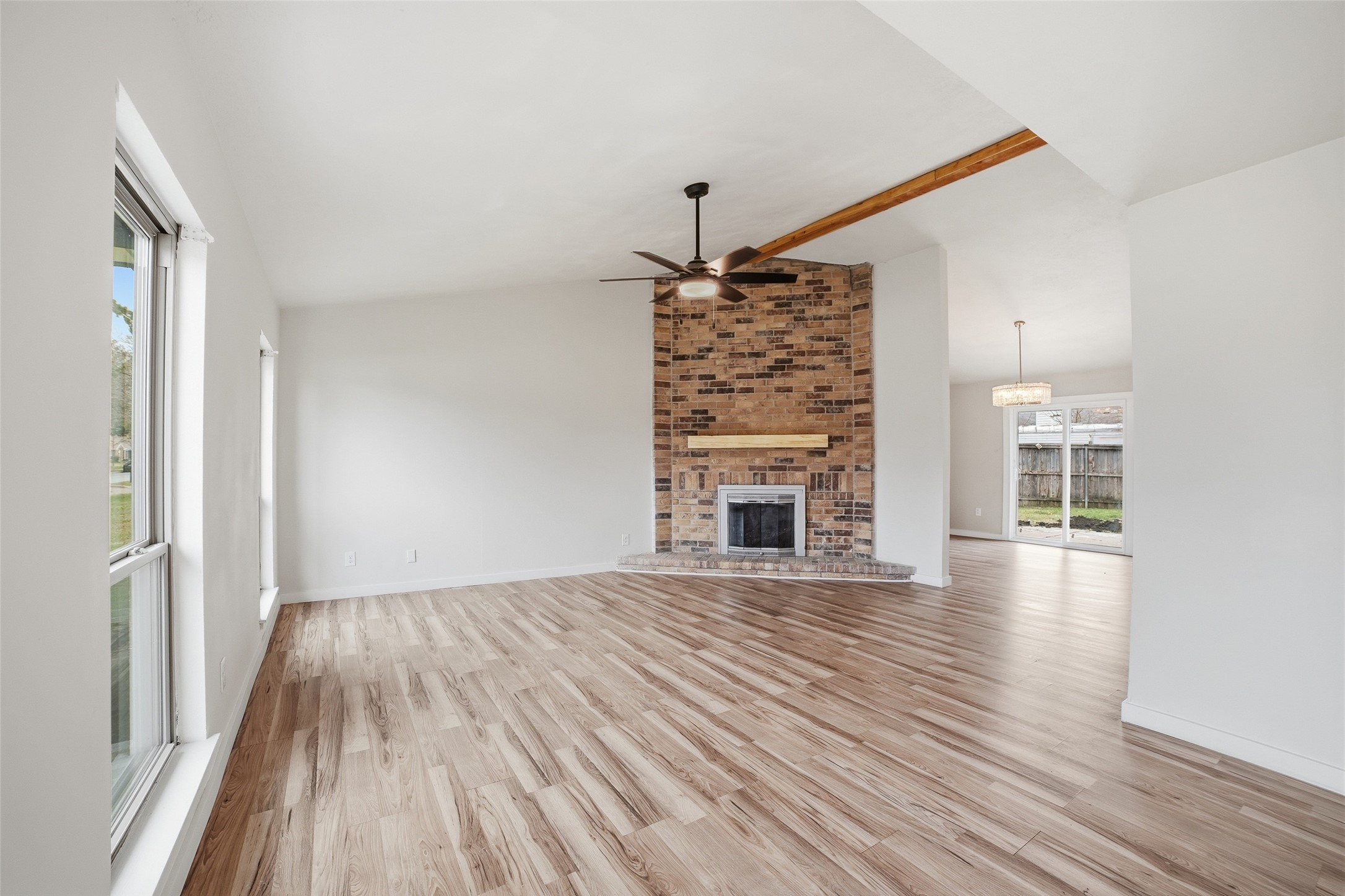 2929 Kingswood Drive