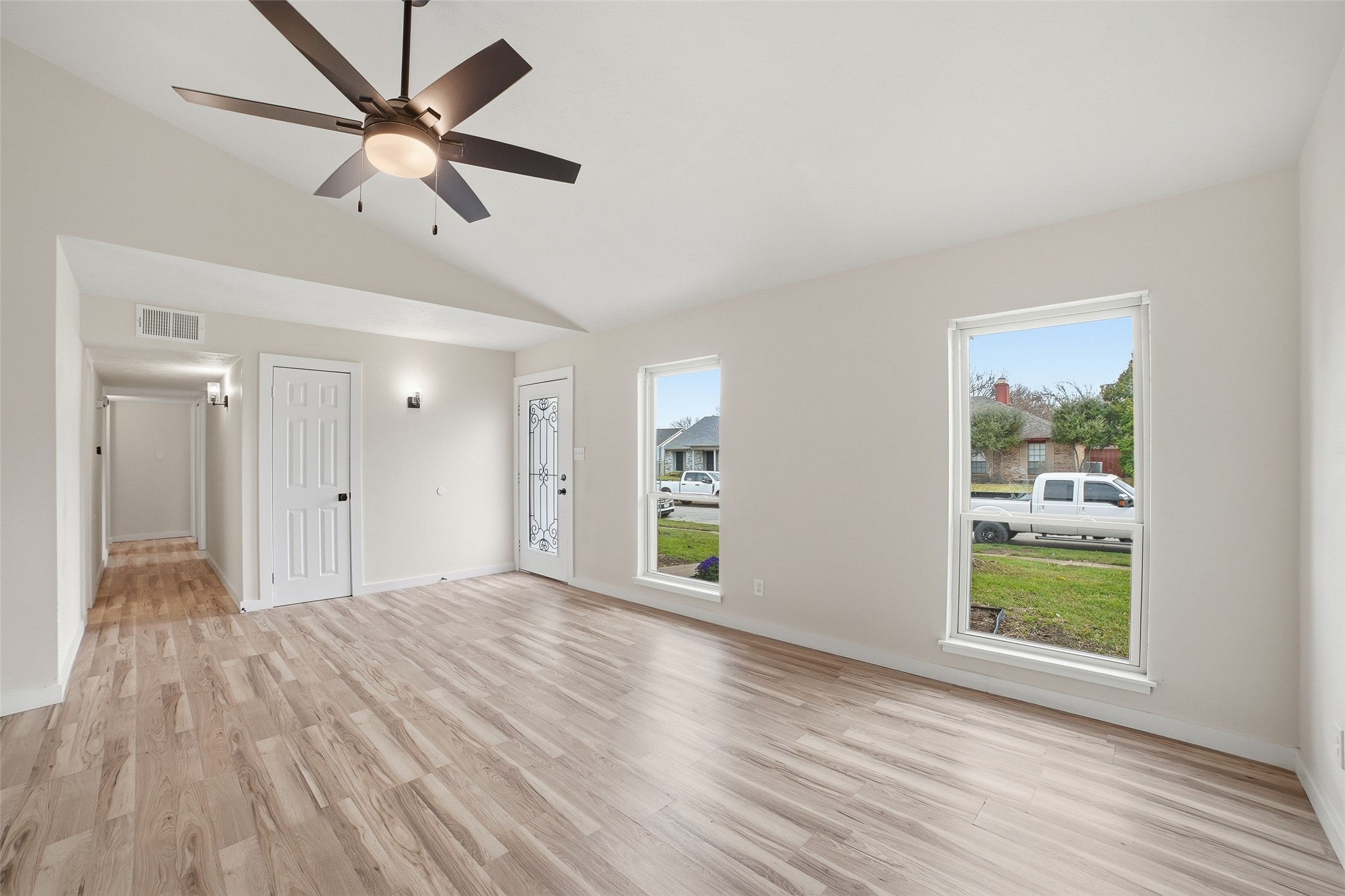 2929 Kingswood Drive