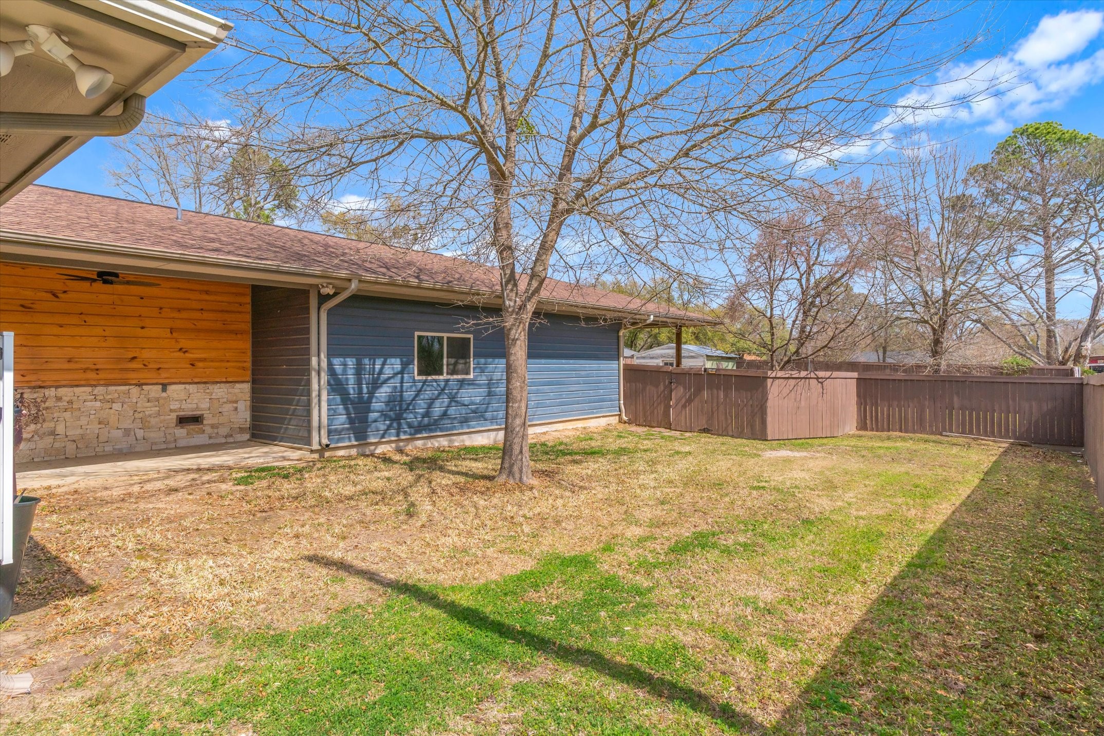 804 S Buffalo St Street