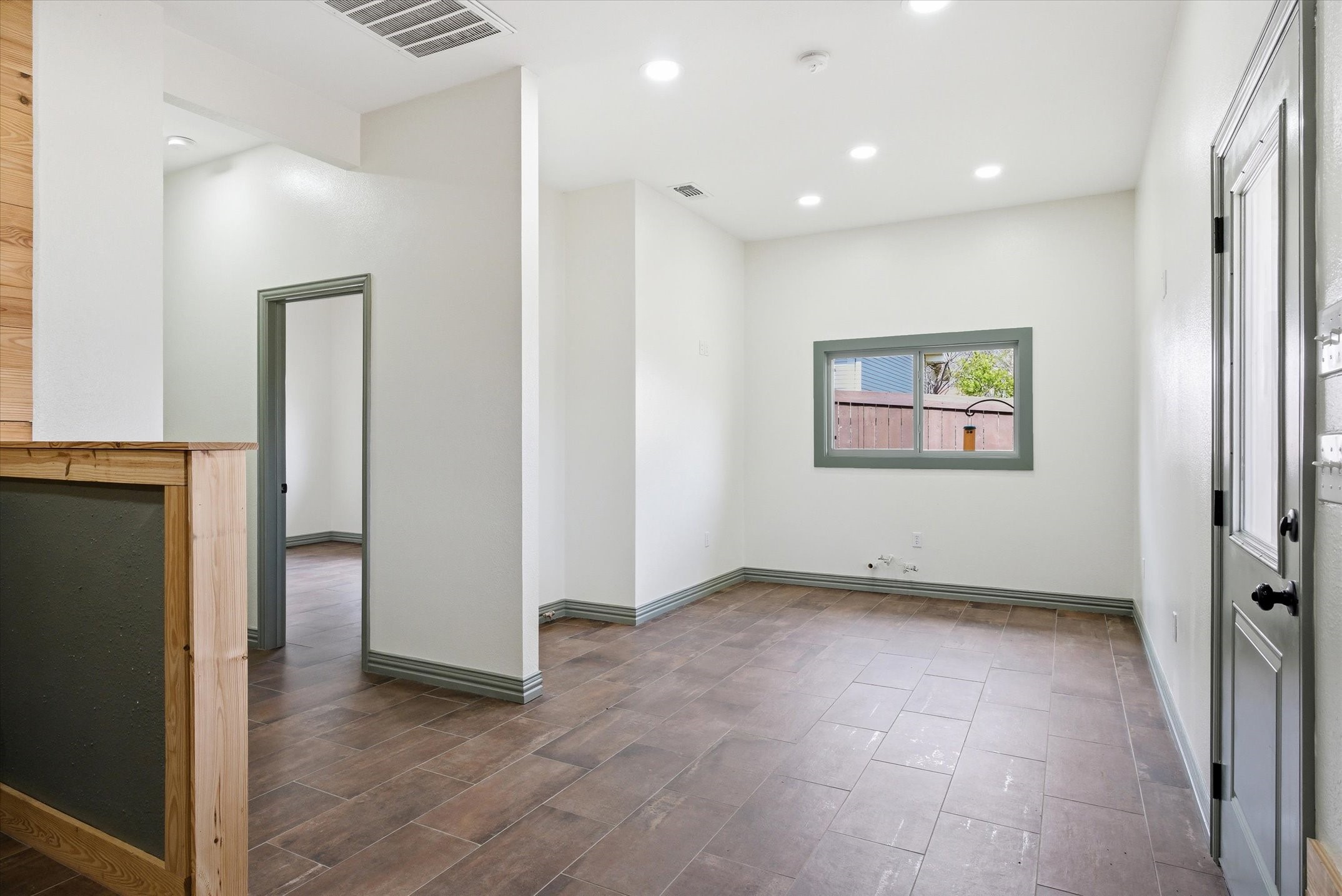 804 S Buffalo St Street