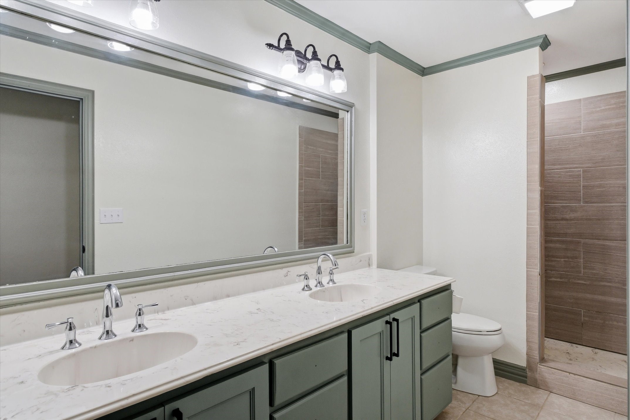 804 S Buffalo St Street