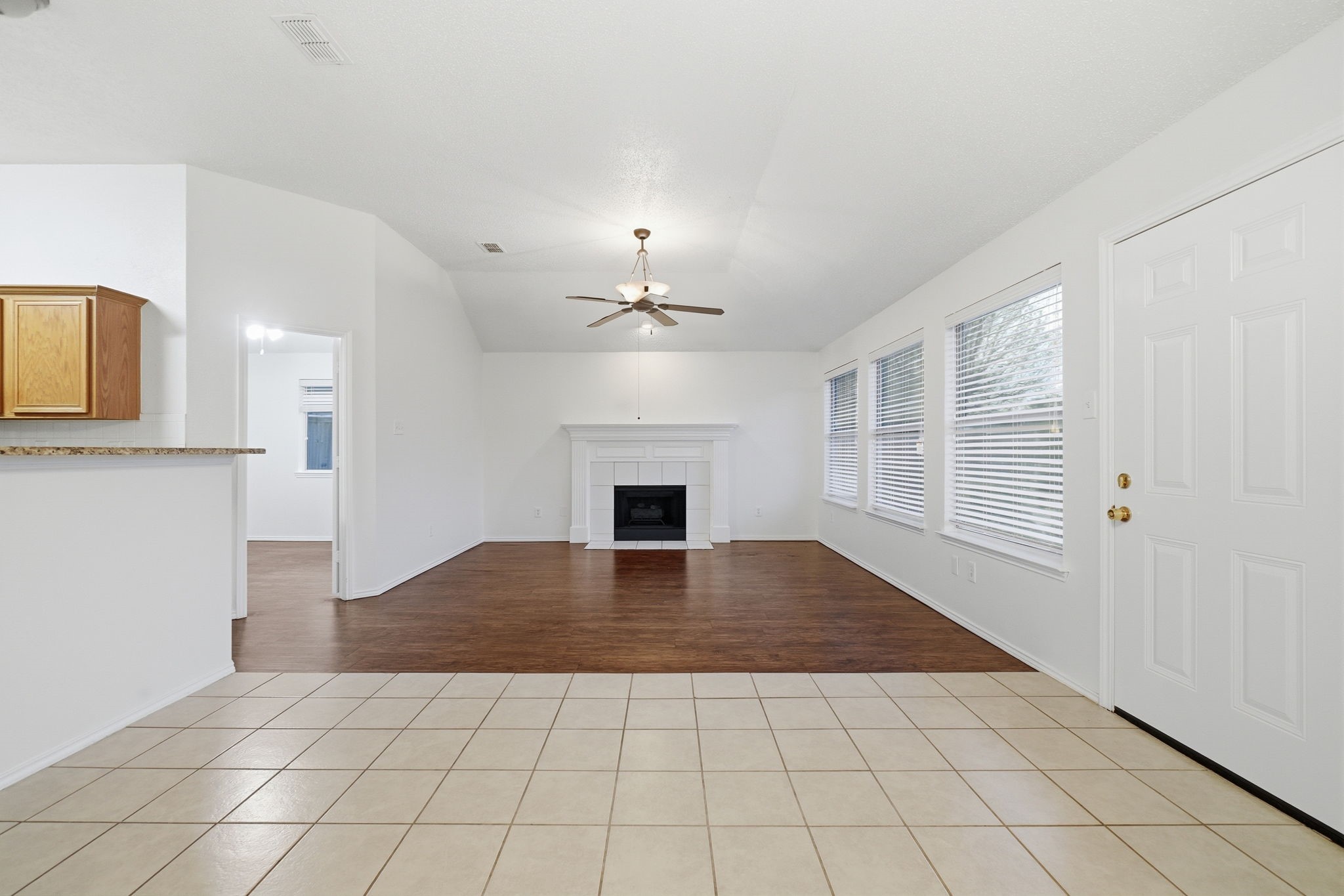 2525 Crooked Creek
