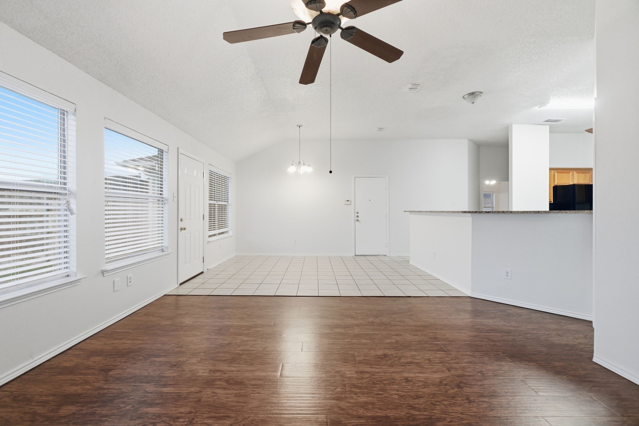 2525 Crooked Creek